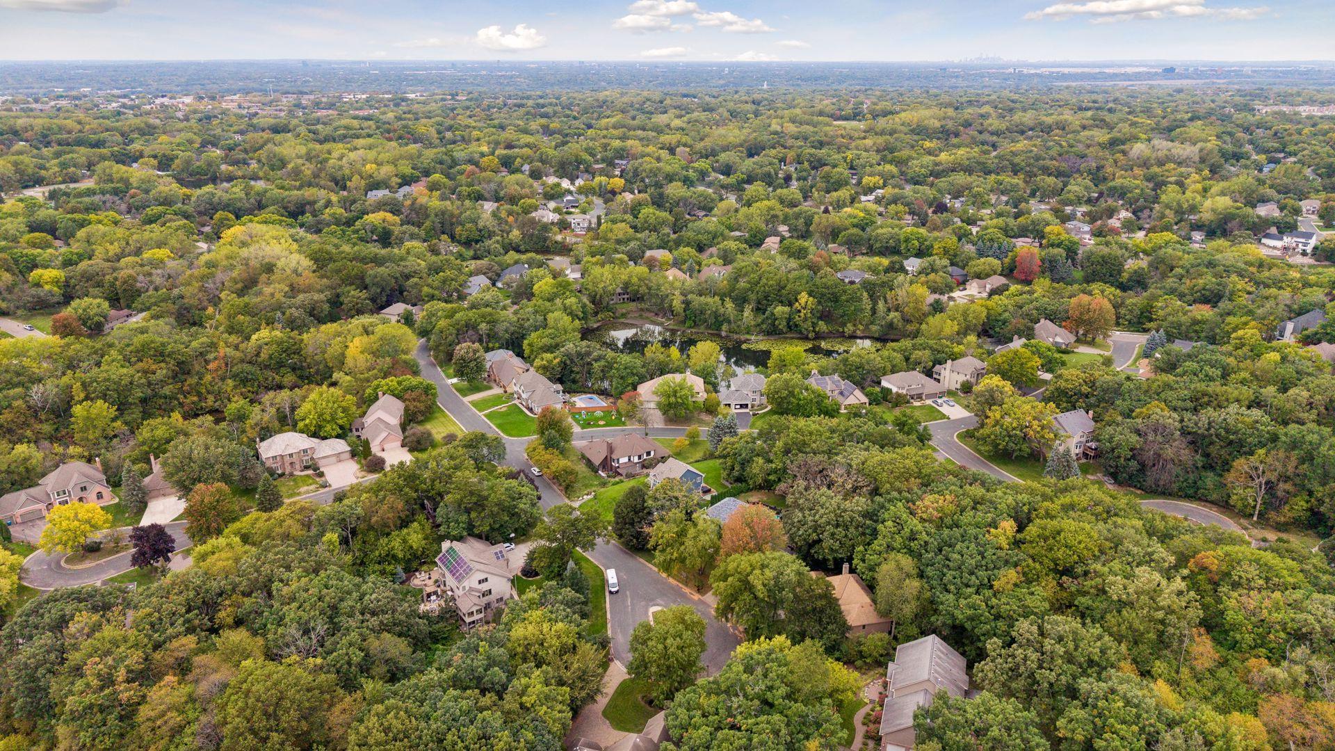 View of Residential at 12708 Diamond Drive, Burnsville MN 55337, Burnsville (64 of 68) - Mike Wilen | Minnesota Team Real Estate