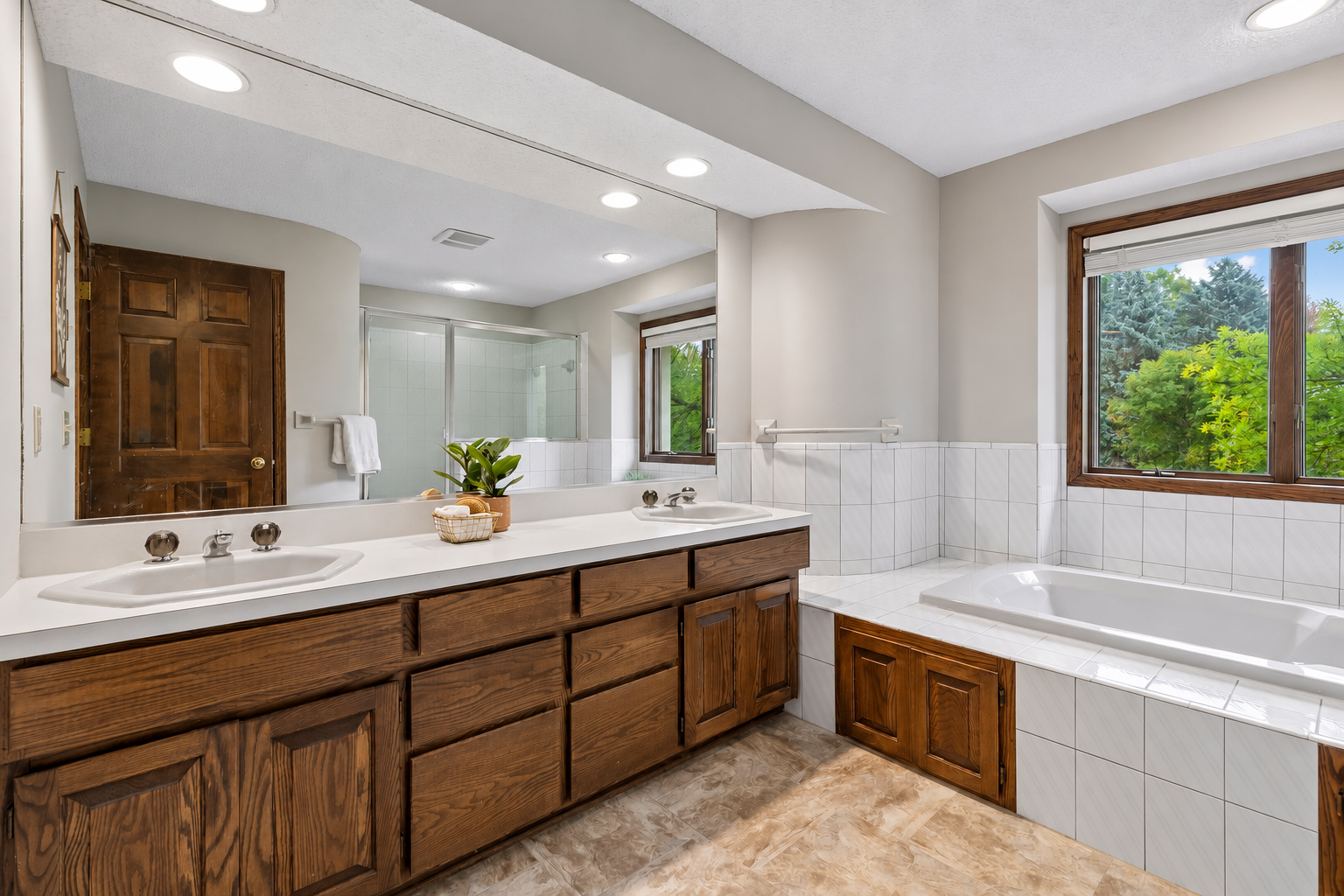 View of Residential at 12708 Diamond Drive, Burnsville MN 55337, Burnsville (33 of 68) - Mike Wilen | Minnesota Team Real Estate