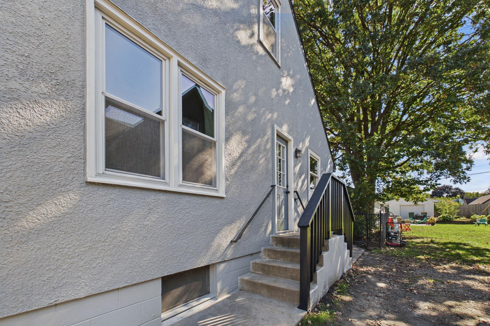View of Residential at 186 Hurley Street, West Saint Paul MN 55118, West Saint Paul (26 of 27) - Mike Wilen | Minnesota Team Real Estate