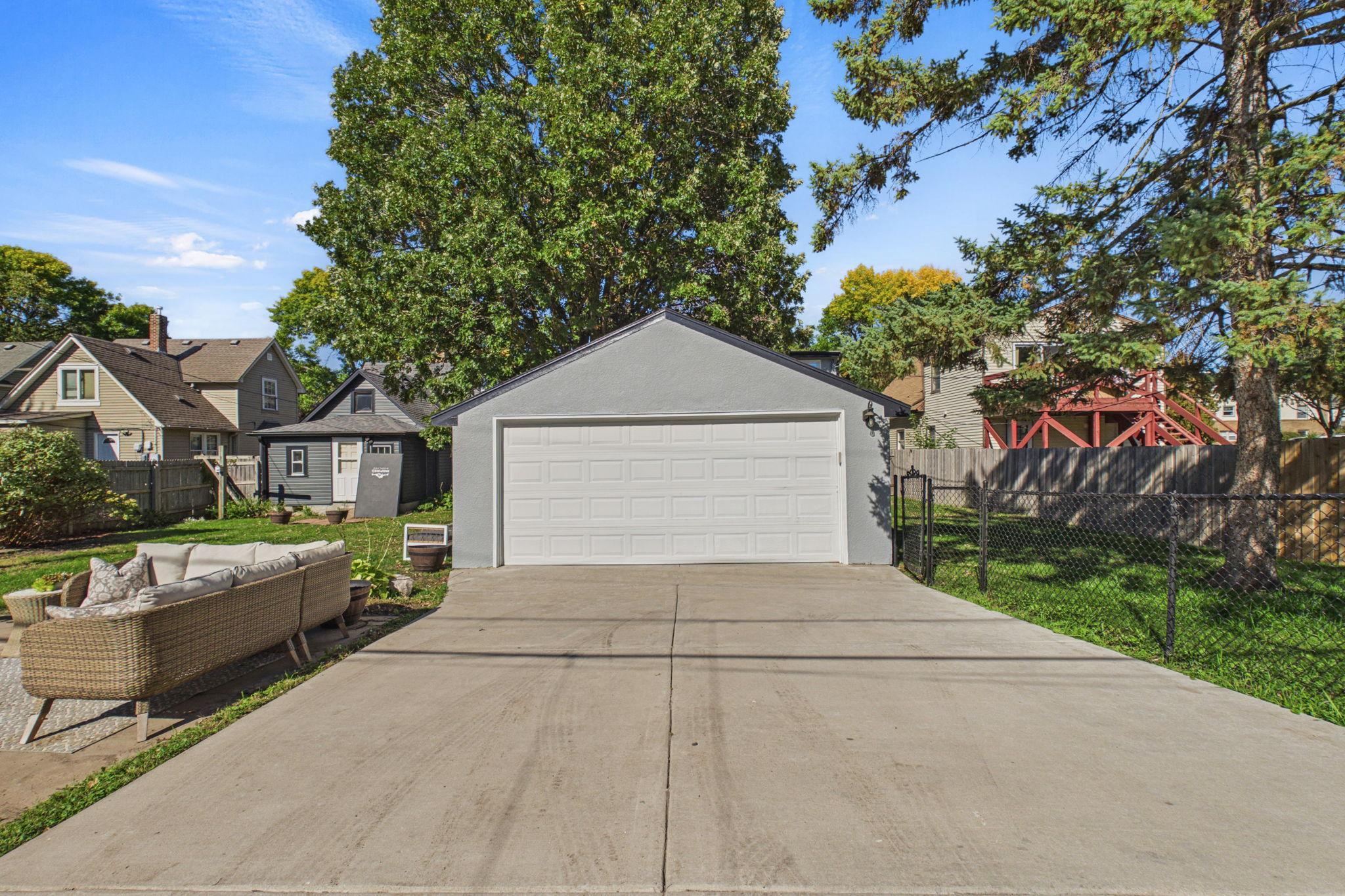 View of Residential at 186 Hurley Street, West Saint Paul MN 55118, West Saint Paul (22 of 27) - Mike Wilen | Minnesota Team Real Estate