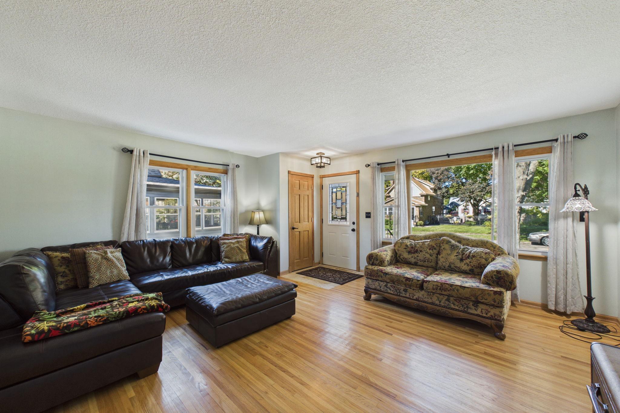 View of Residential at 186 Hurley Street, West Saint Paul MN 55118, West Saint Paul (3 of 27) - Mike Wilen | Minnesota Team Real Estate