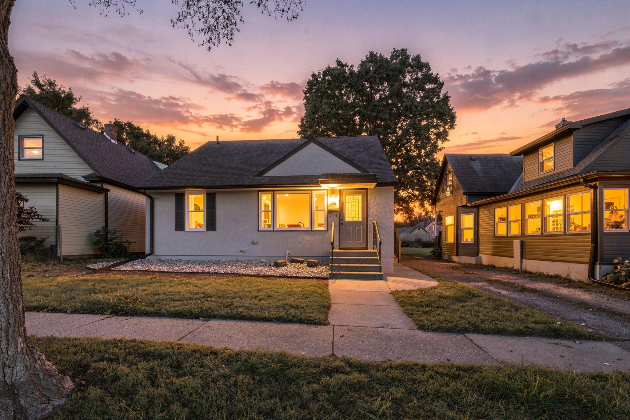 View of Single Family at 186 Hurley Street, West Saint Paul - Mike Wilen | Minnesota Team Real Estate