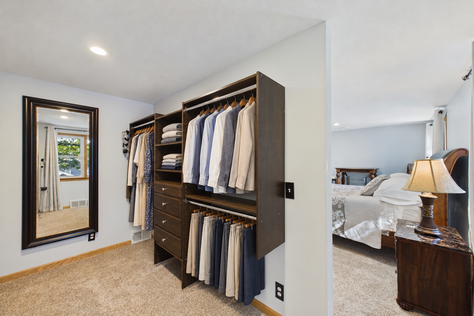 View of Residential at 186 Hurley Street, West Saint Paul MN 55118, West Saint Paul (14 of 27) - Mike Wilen | Minnesota Team Real Estate