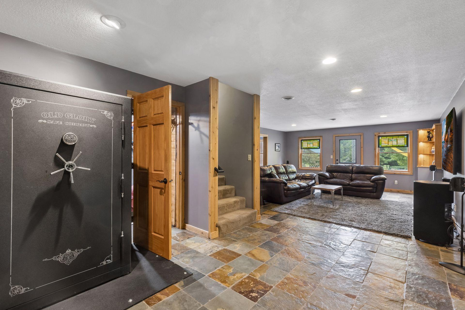 View of Residential at 12560 Lockridge Avenue, Stillwater MN 55082, Stillwater (80 of 110) - Mike Wilen | Minnesota Team Real Estate