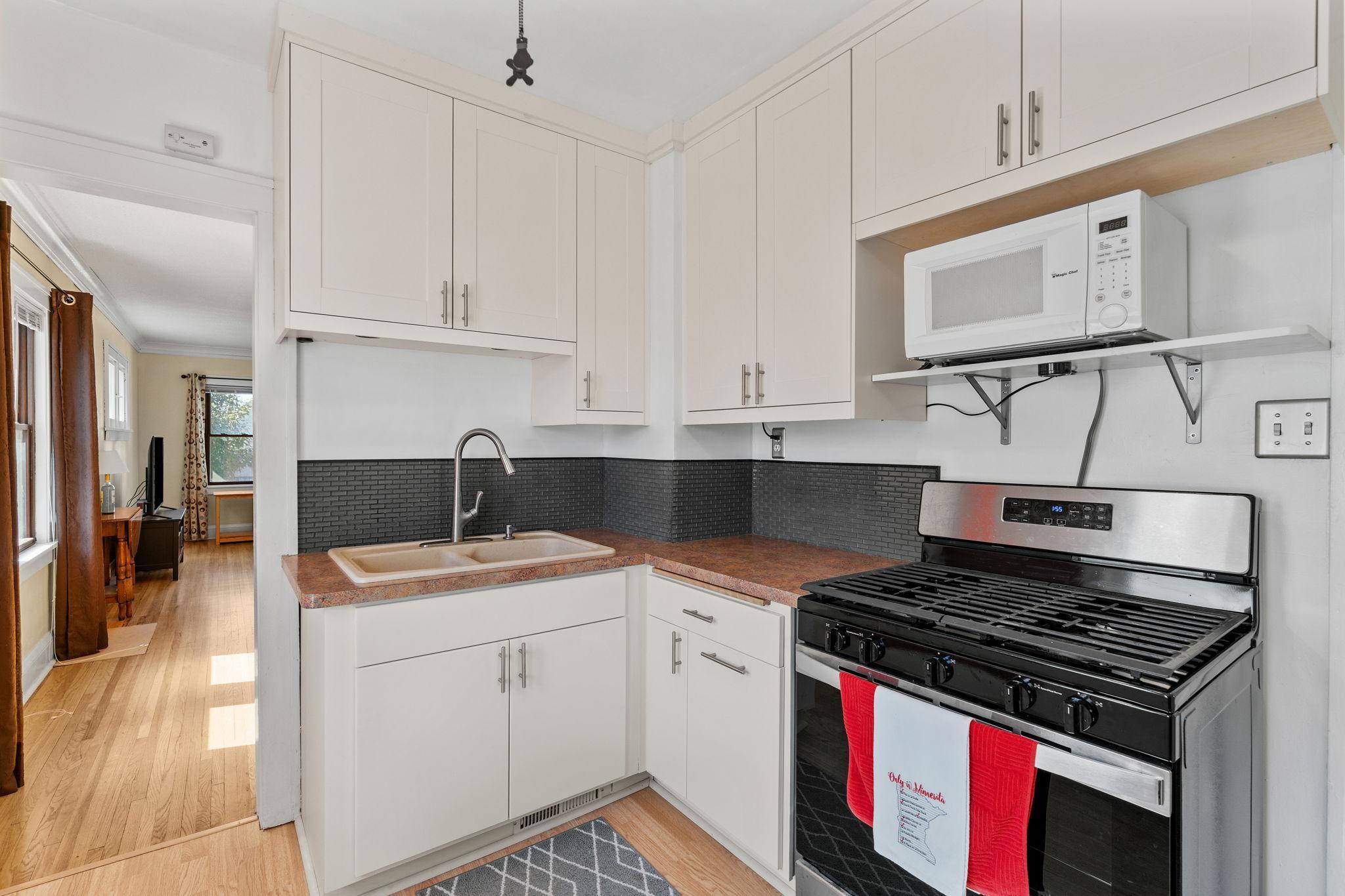 View of Residential at 4219 5th Avenue, Minneapolis MN 55409, Minneapolis (15 of 41) - Mike Wilen | Minnesota Team Real Estate