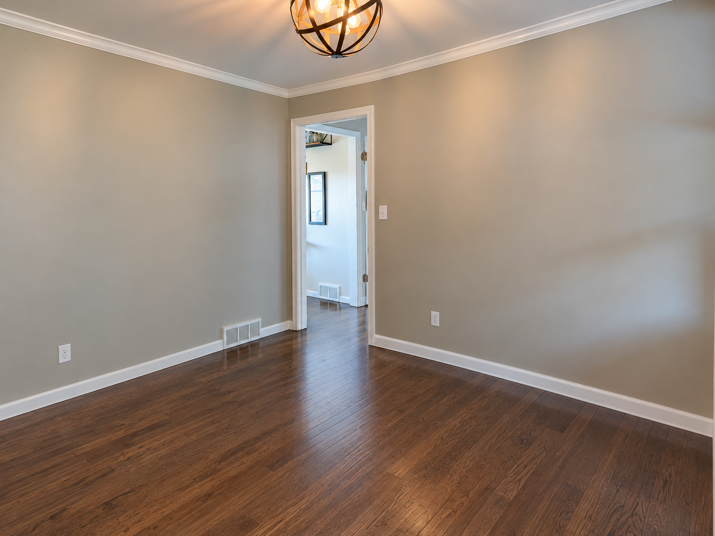 View of Residential at 1410 Jordan Avenue, Saint Louis Park MN 55426, Saint Louis Park (7 of 14) - Mike Wilen | Minnesota Team Real Estate