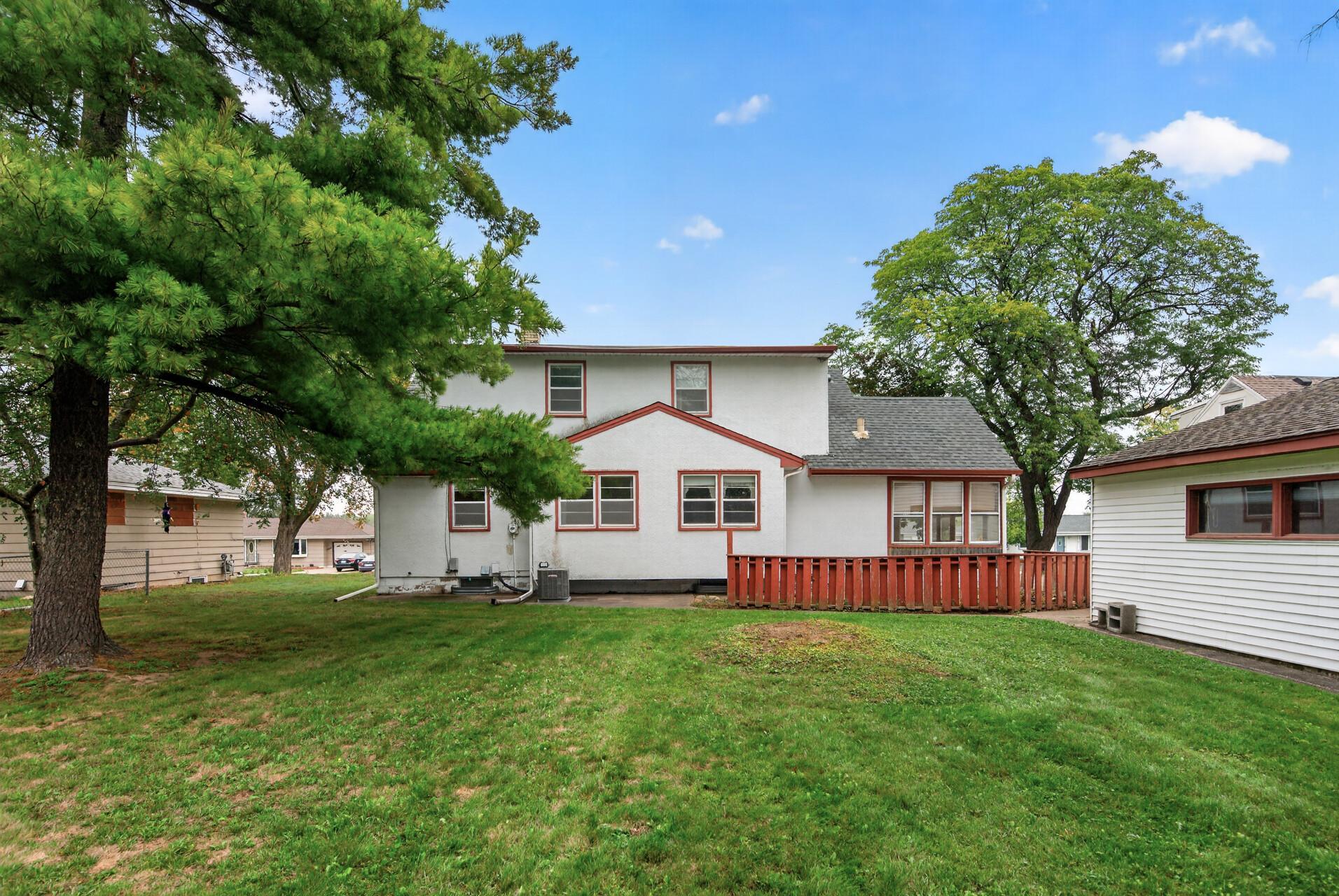 View of Residential at 1750 Lark Avenue, Maplewood MN 55109, Maplewood (20 of 21) - Mike Wilen | Minnesota Team Real Estate