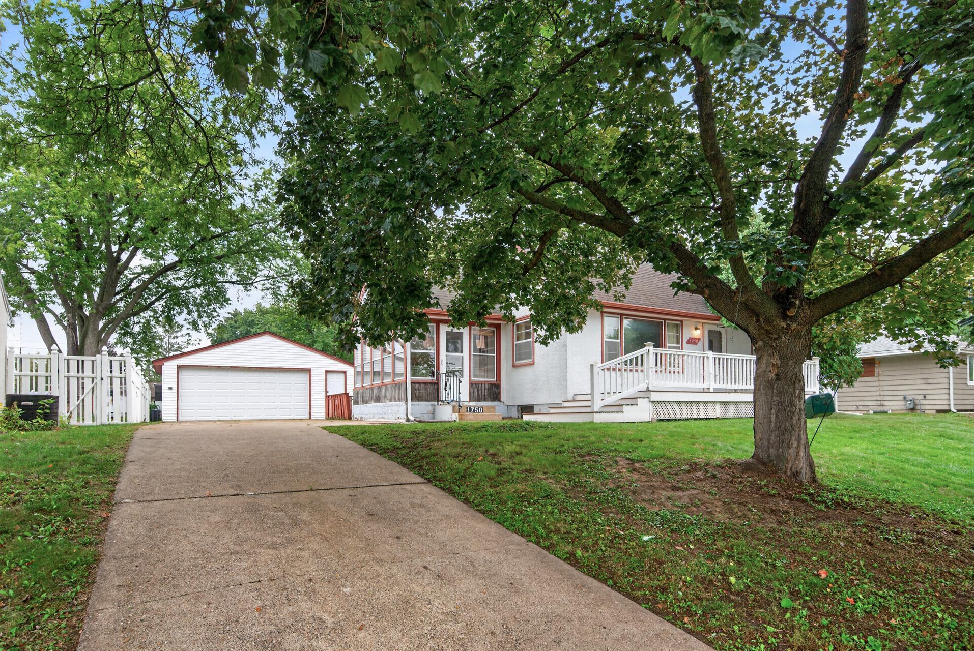 View of Residential at 1750 Lark Avenue, Maplewood MN 55109, Maplewood (2 of 21) - Mike Wilen | Minnesota Team Real Estate