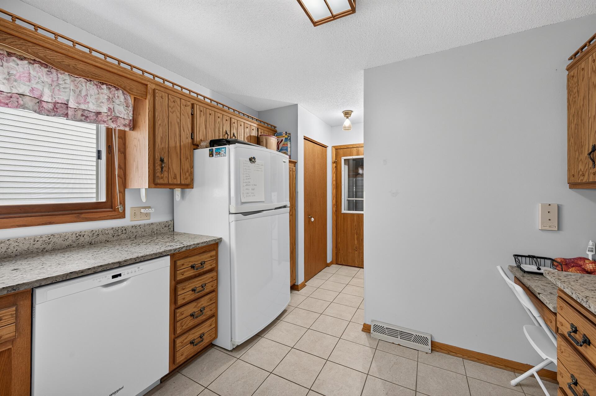 View of Residential at 38558 Grand Avenue, North Branch MN 55056, North Branch (18 of 46) - Mike Wilen | Minnesota Team Real Estate