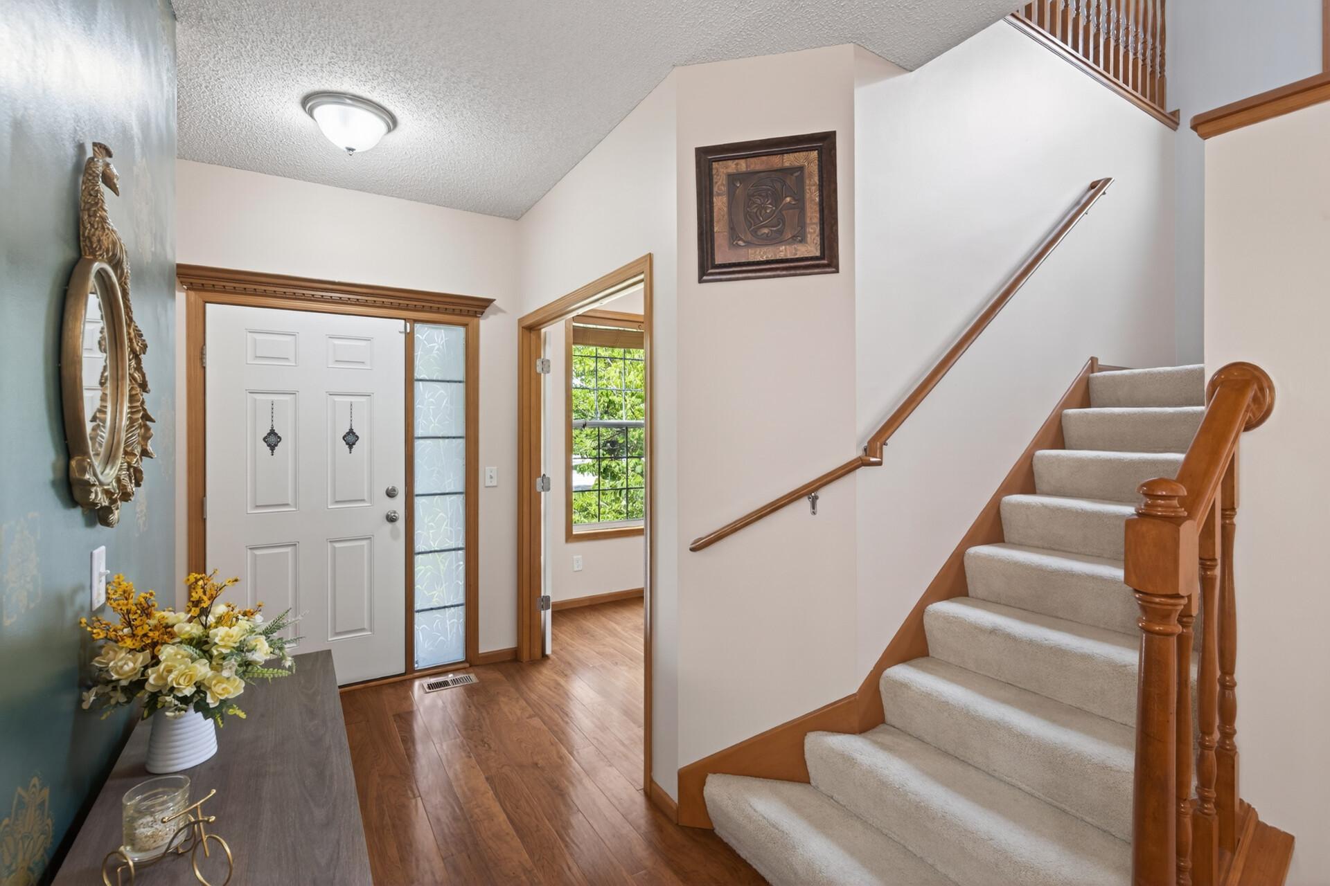View of Residential at 10013 Iris Lane, Eden Prairie MN 55347, Eden Prairie (12 of 21) - Mike Wilen | Minnesota Team Real Estate