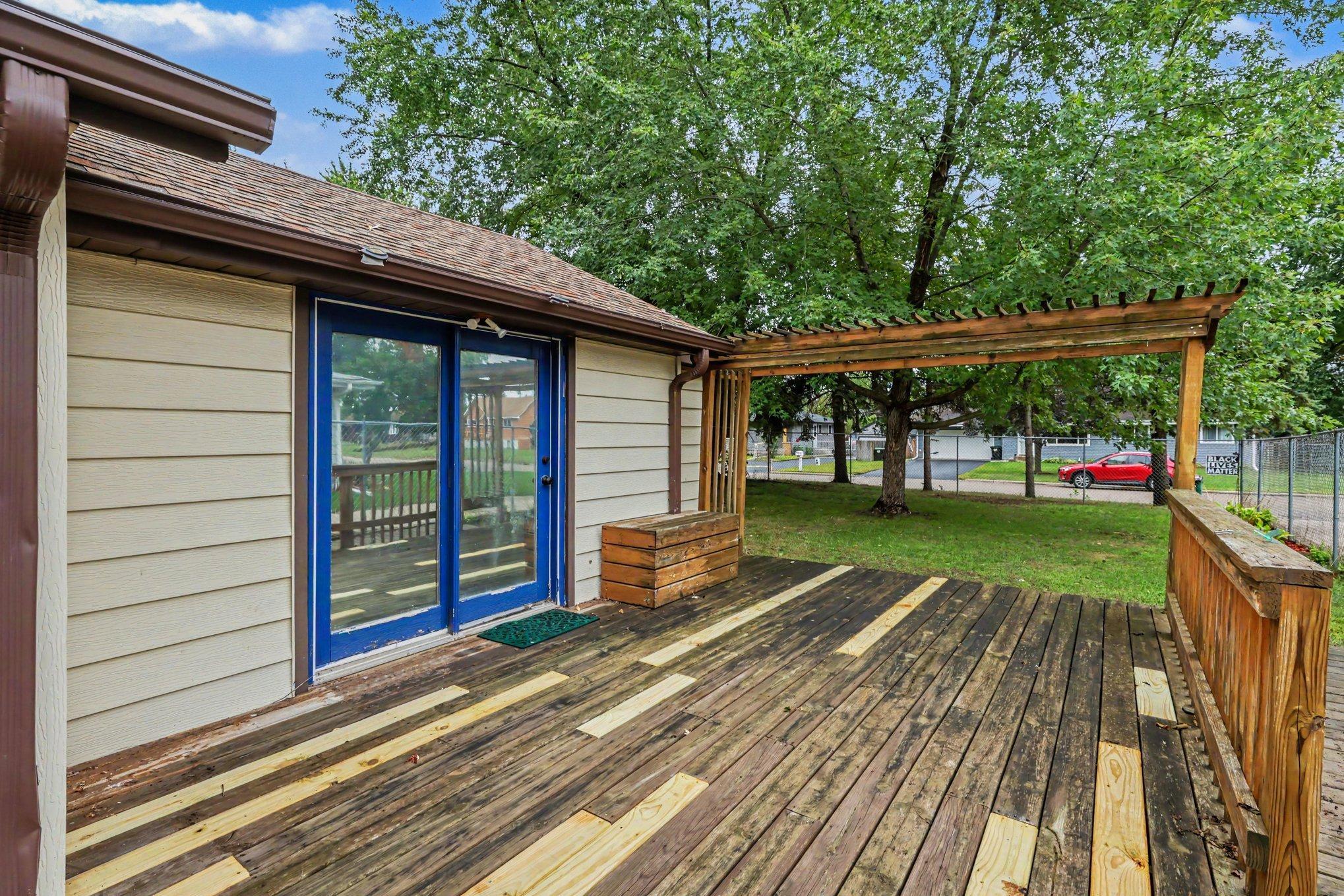 View of Residential at 231 Longfellow Street, Fridley MN 55432, Fridley (3 of 20) - Mike Wilen | Minnesota Team Real Estate