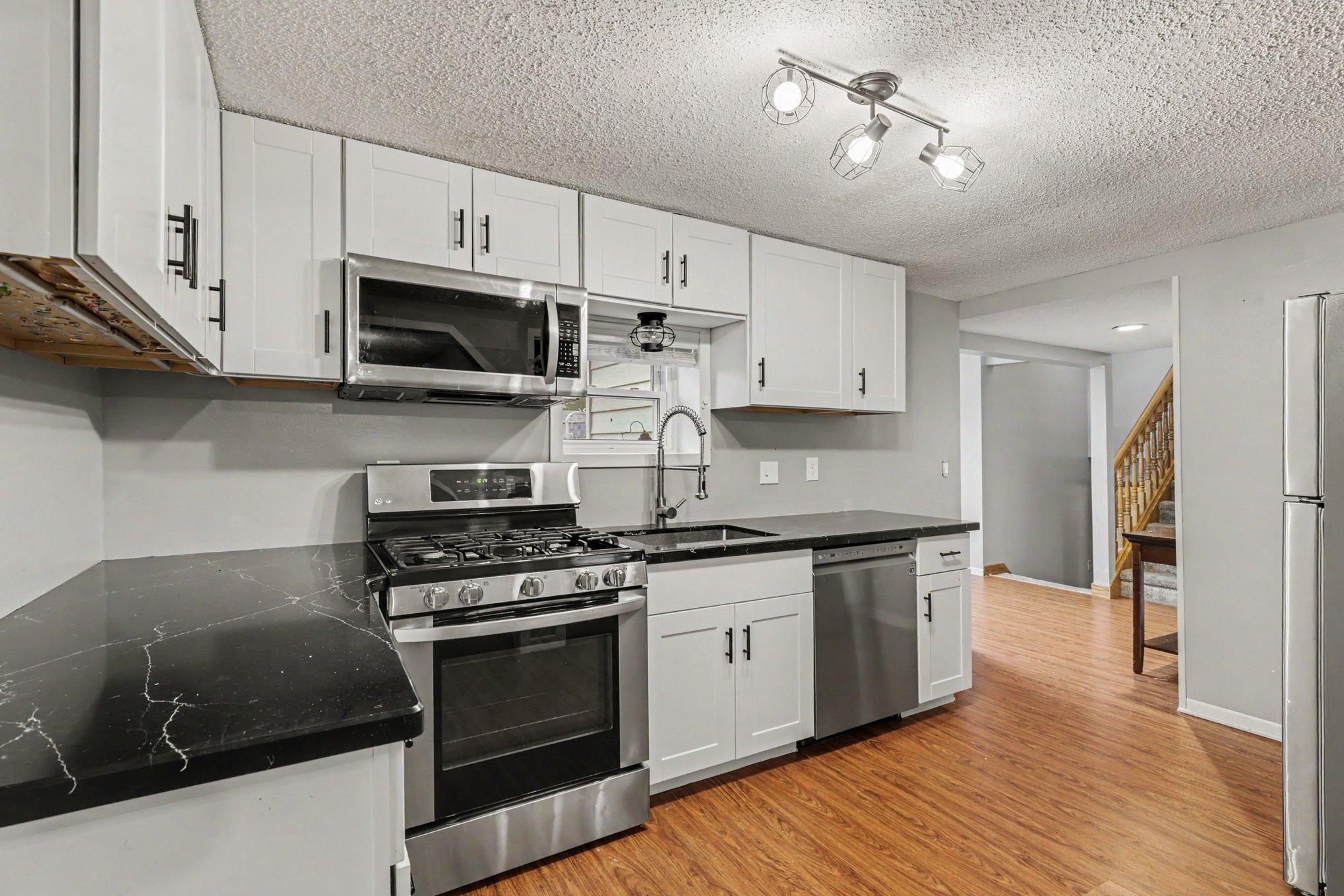 View of Residential at 231 Longfellow Street, Fridley MN 55432, Fridley (5 of 20) - Mike Wilen | Minnesota Team Real Estate