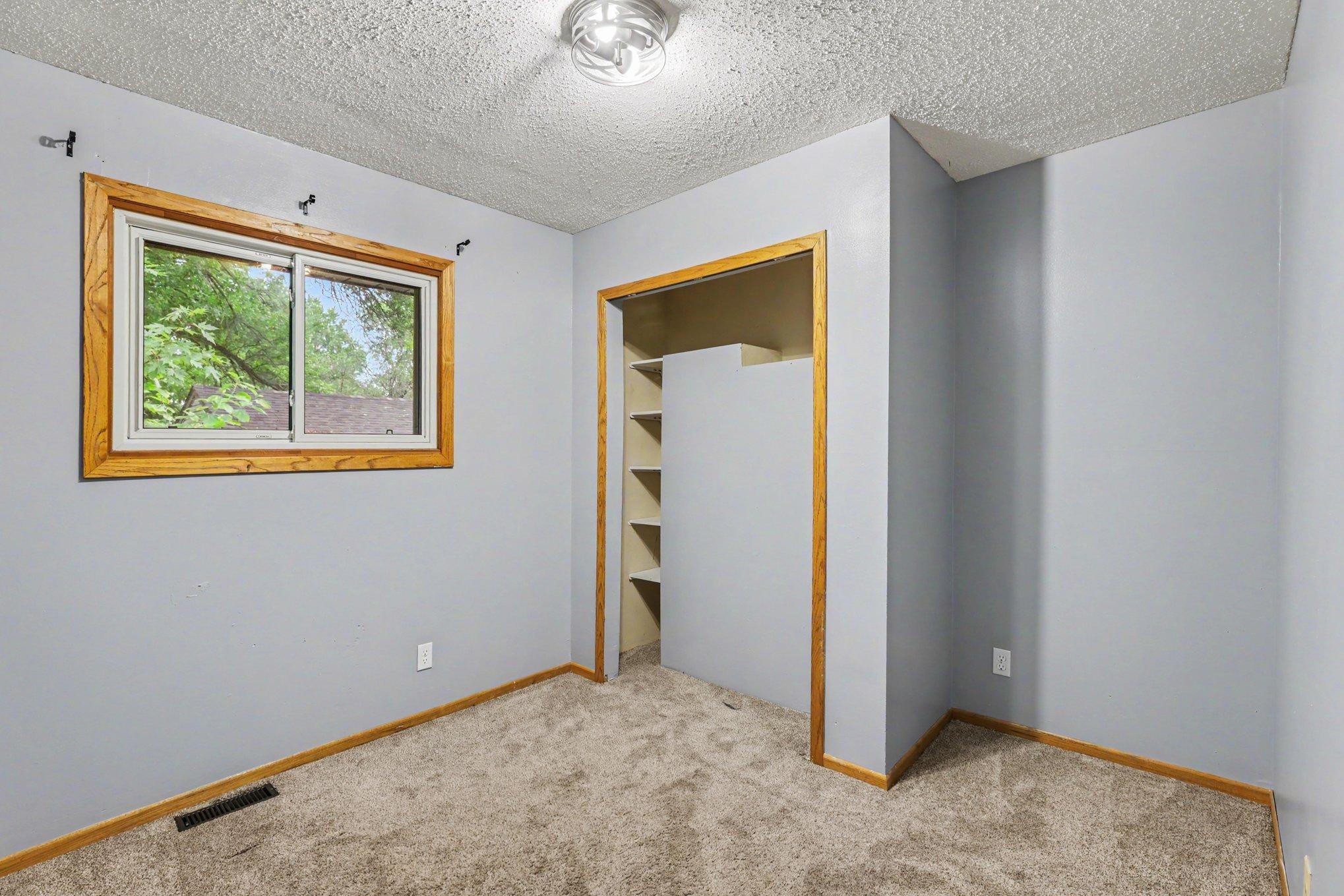 View of Residential at 231 Longfellow Street, Fridley MN 55432, Fridley (14 of 20) - Mike Wilen | Minnesota Team Real Estate