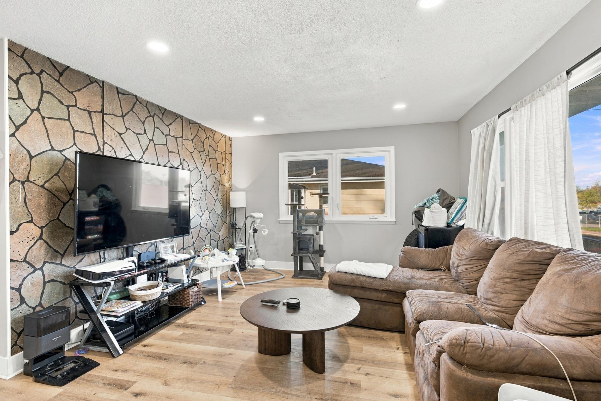View of Residential at 966 43 1/2 Avenue, Columbia Heights MN 55421, Columbia Heights (4 of 26) - Mike Wilen | Minnesota Team Real Estate