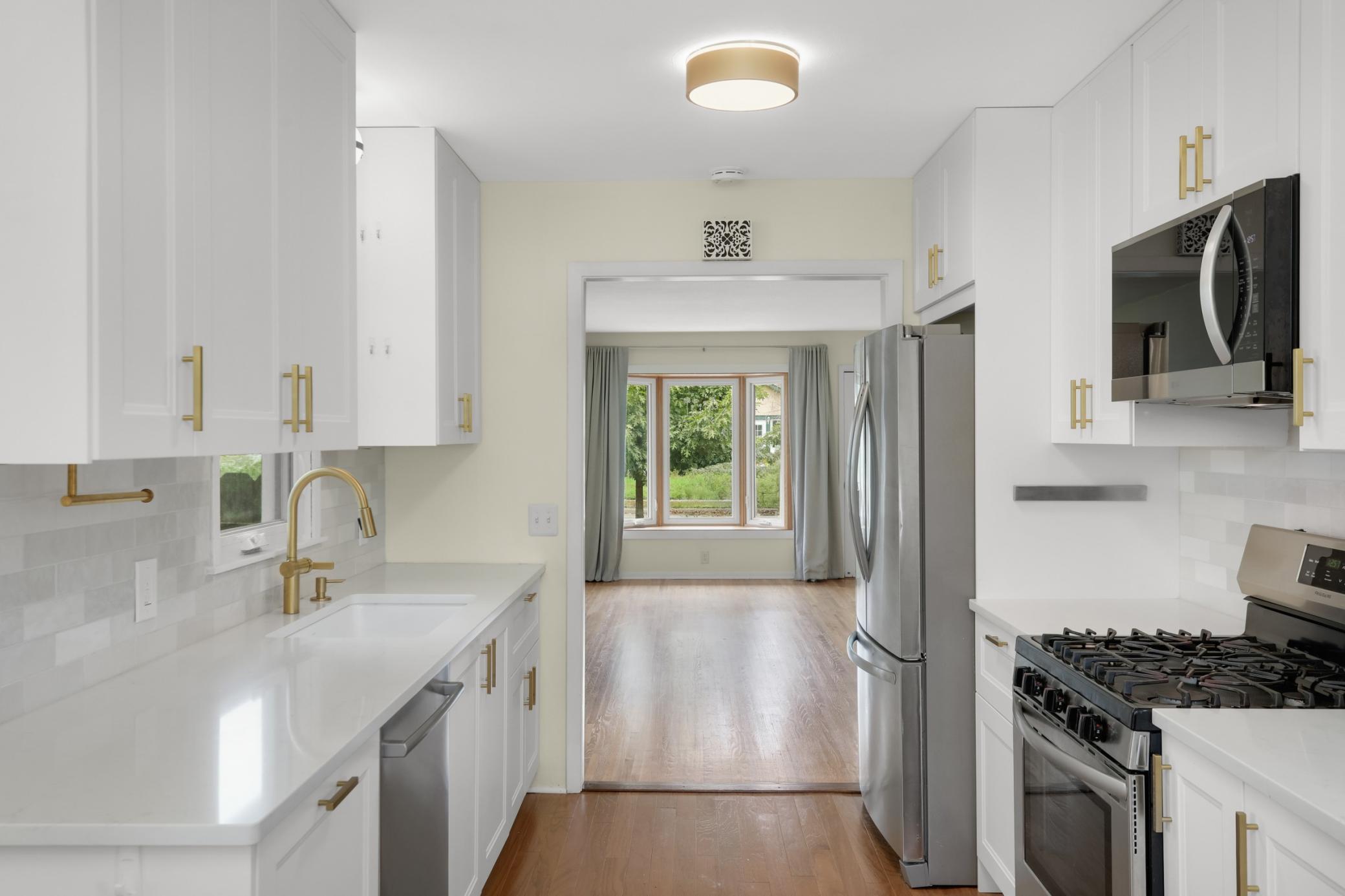 View of Residential at 3740 Perry Avenue, Robbinsdale MN 55422, Robbinsdale (5 of 37) - Mike Wilen | Minnesota Team Real Estate