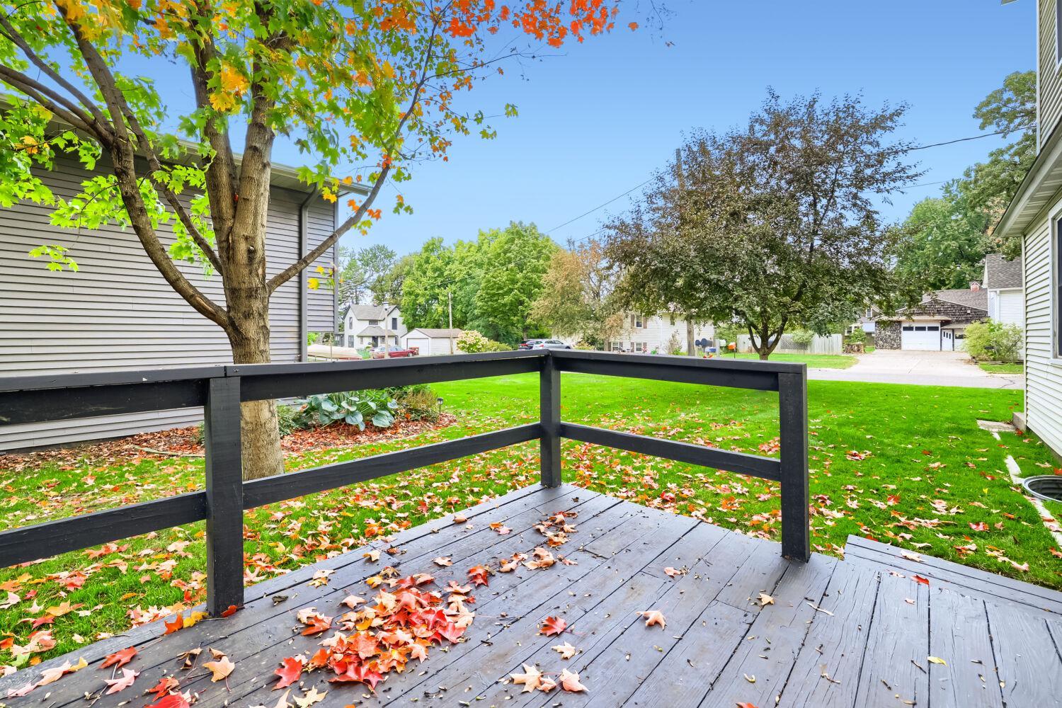 View of Residential at 6051 Upper 46th Street, Oakdale MN 55128, Oakdale (7 of 39) - Mike Wilen | Minnesota Team Real Estate