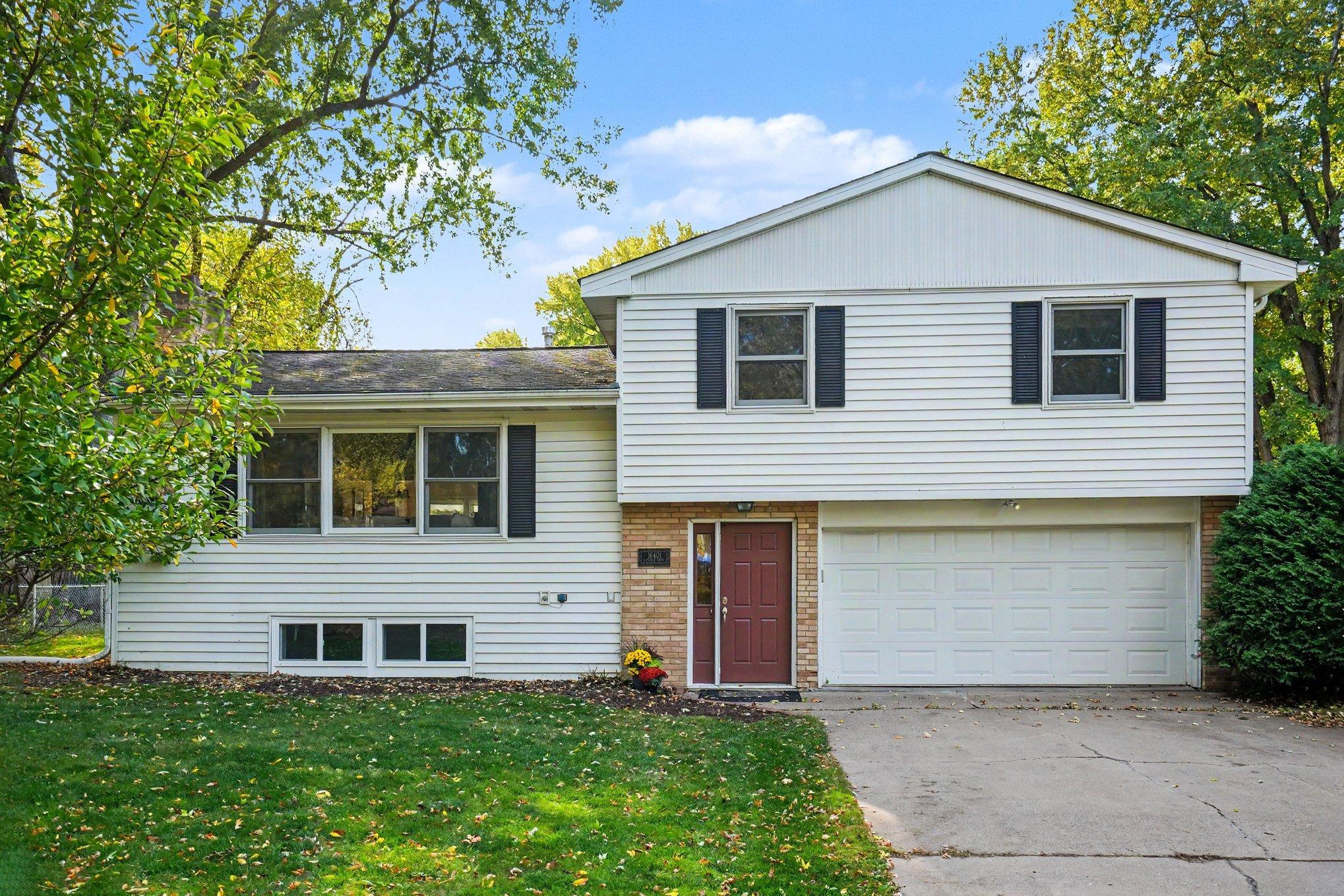 View of Single Family at 16401 Temple Drive, Minnetonka - Mike Wilen | Minnesota Team Real Estate
