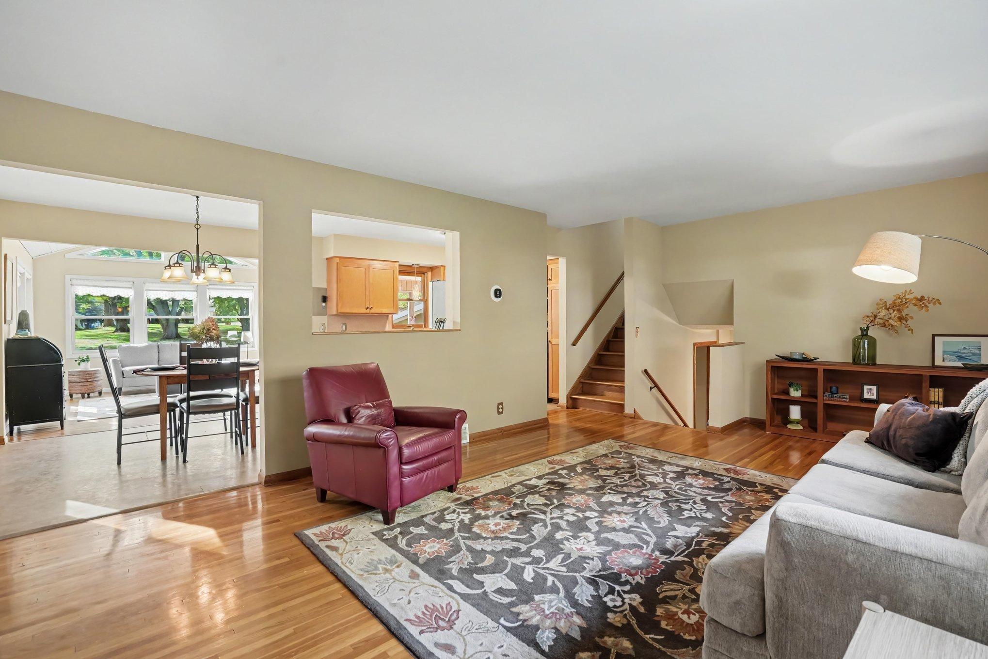 View of Residential at 16401 Temple Drive, Minnetonka MN 55345, Minnetonka (5 of 23) - Mike Wilen | Minnesota Team Real Estate