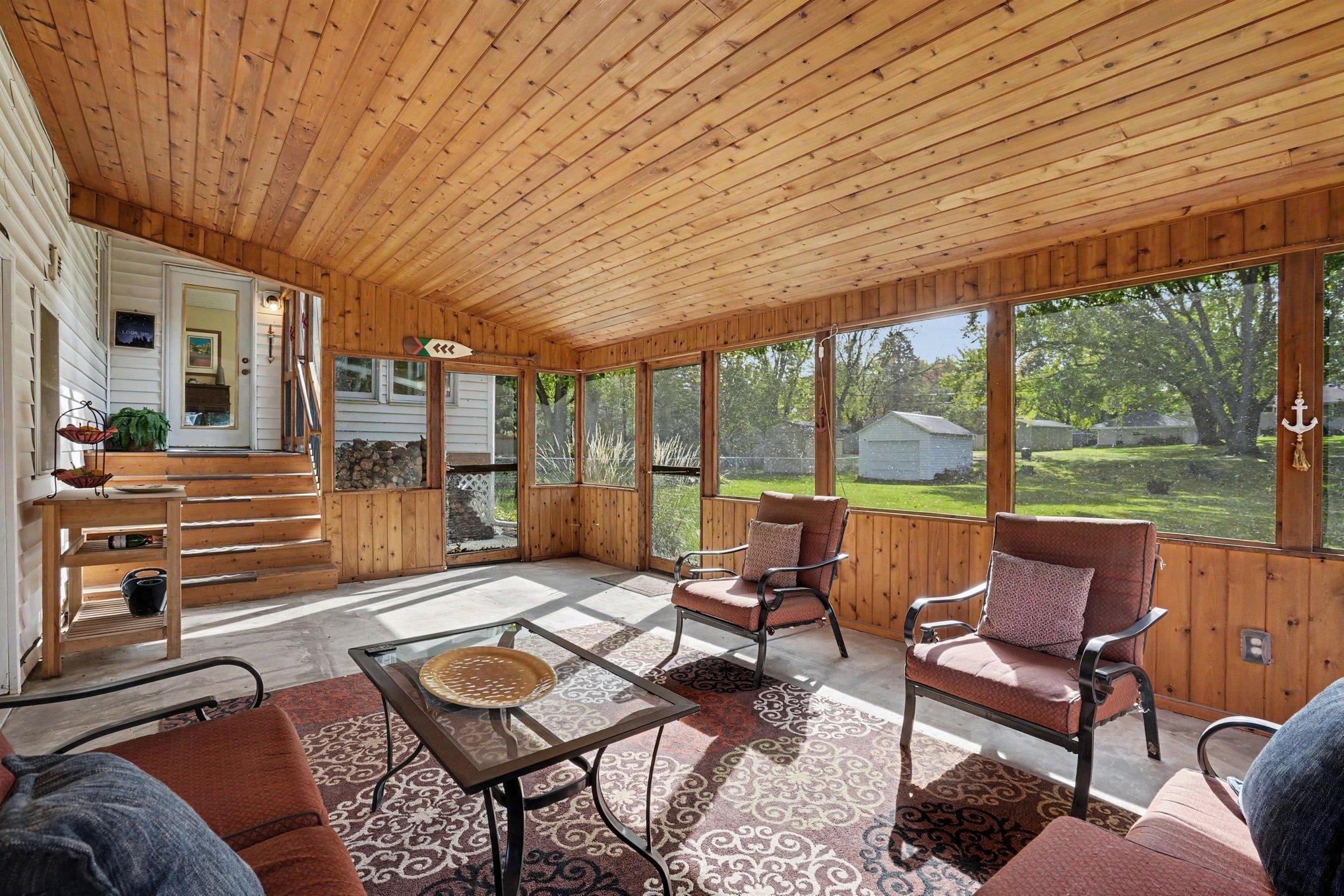 View of Residential at 16401 Temple Drive, Minnetonka MN 55345, Minnetonka (9 of 23) - Mike Wilen | Minnesota Team Real Estate