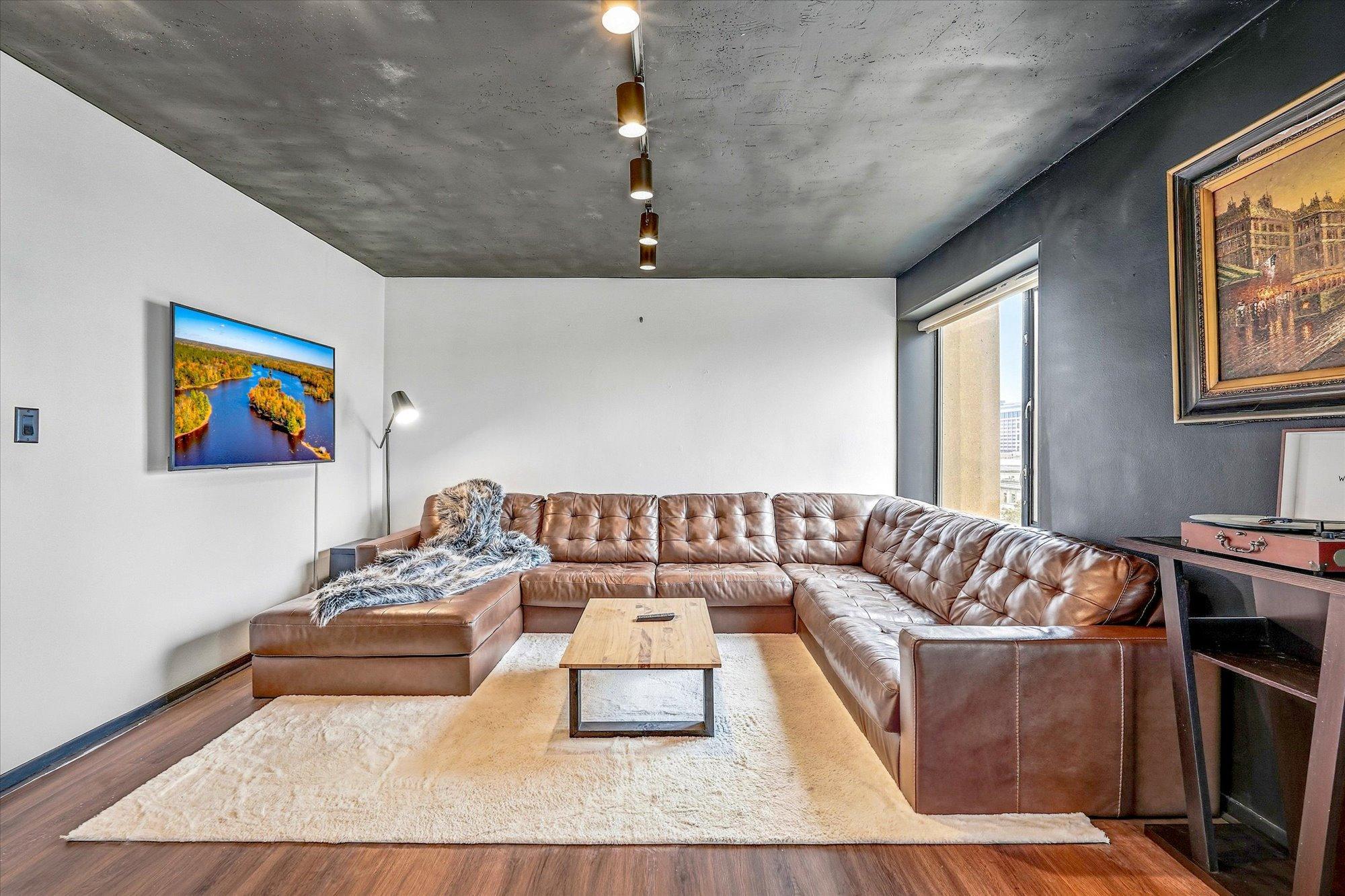 View of Residential at 19 1st Street #B703, Minneapolis MN 55401, Minneapolis (11 of 40) - Mike Wilen | Minnesota Team Real Estate