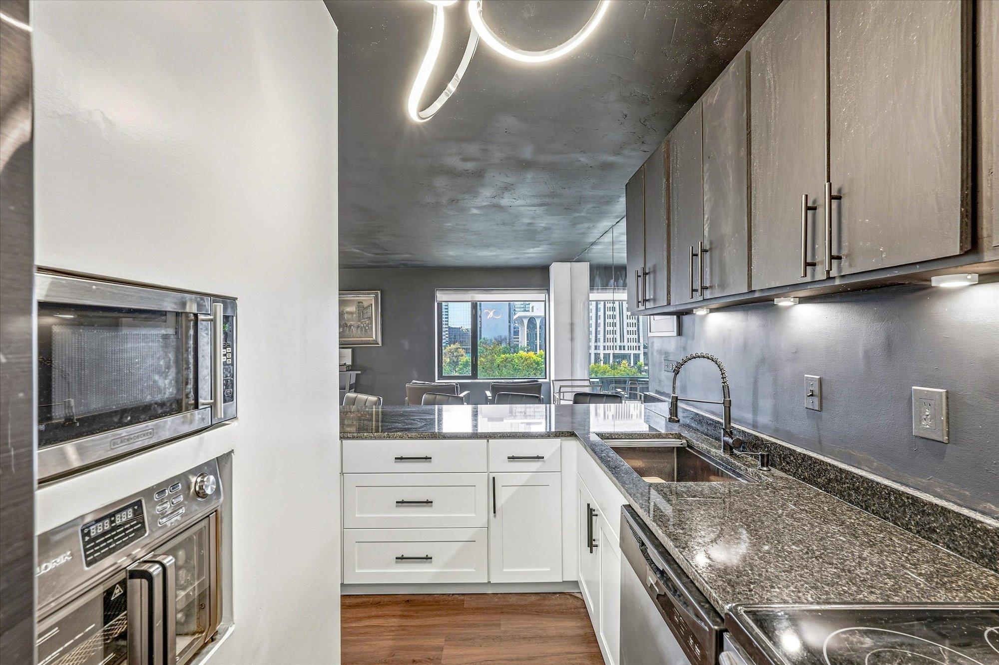 View of Residential at 19 1st Street #B703, Minneapolis MN 55401, Minneapolis (8 of 40) - Mike Wilen | Minnesota Team Real Estate
