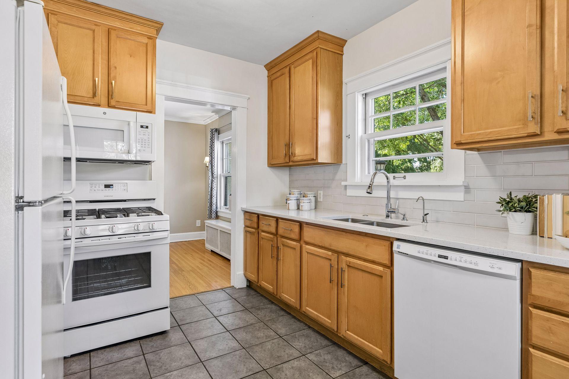 View of Residential at 705 Wheelock Parkway, Saint Paul MN 55117, Saint Paul (17 of 50) - Mike Wilen | Minnesota Team Real Estate