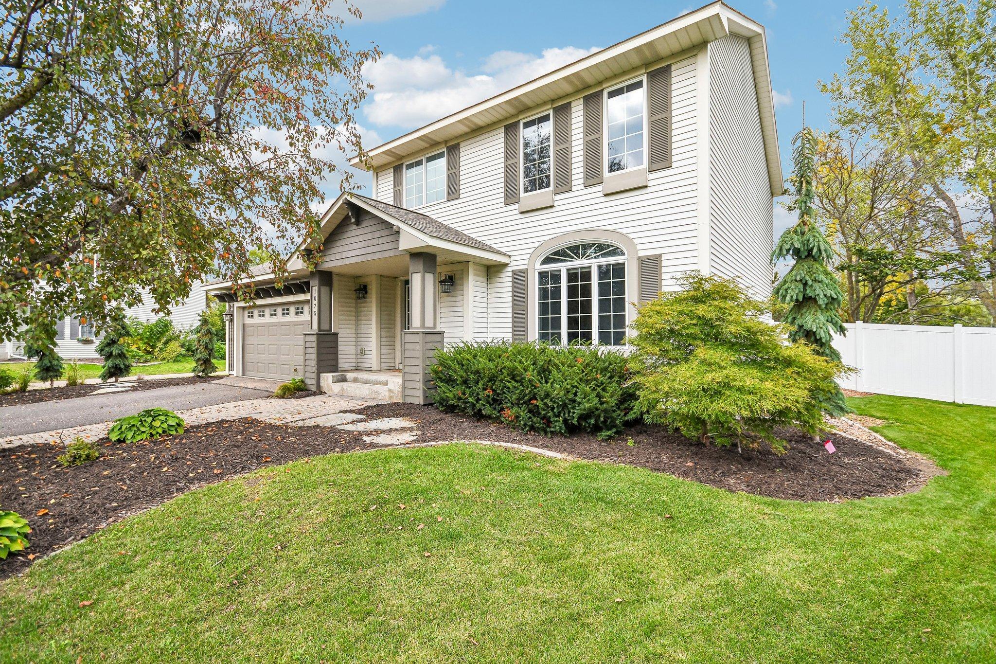 View of Single Family at 1075 Fallbrook Lane, Woodbury - Mike Wilen | Minnesota Team Real Estate