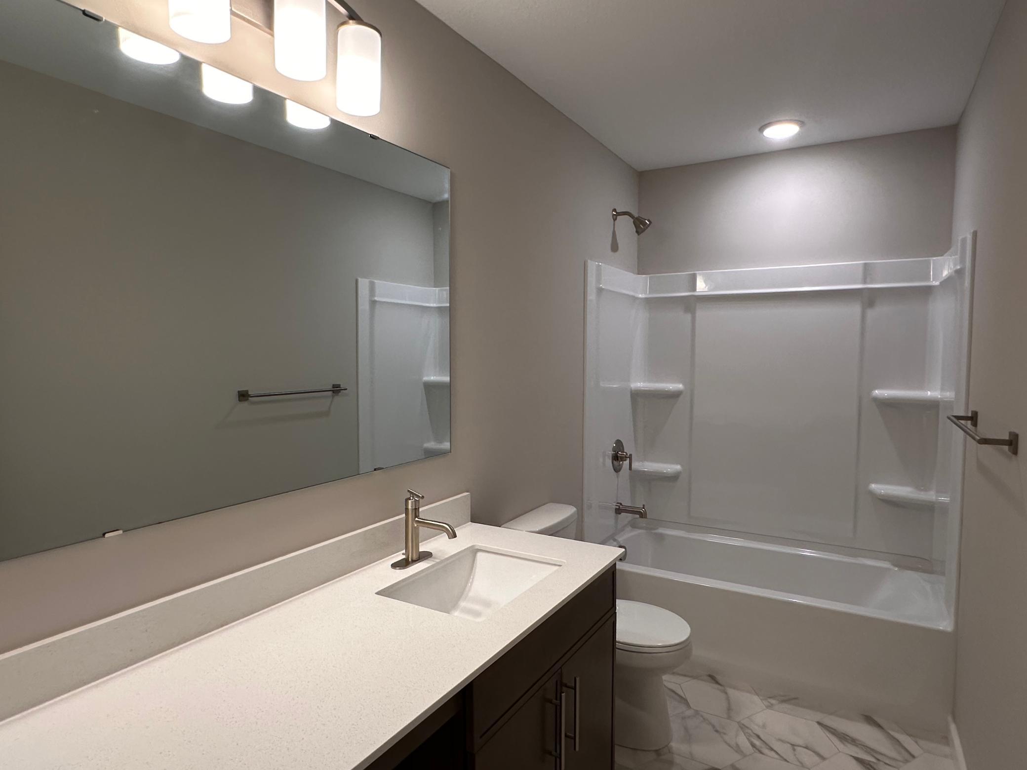 View of Residential at 2277 Beechwood Avenue, Saint Paul MN 55116, Saint Paul (21 of 43) - Mike Wilen | Minnesota Team Real Estate