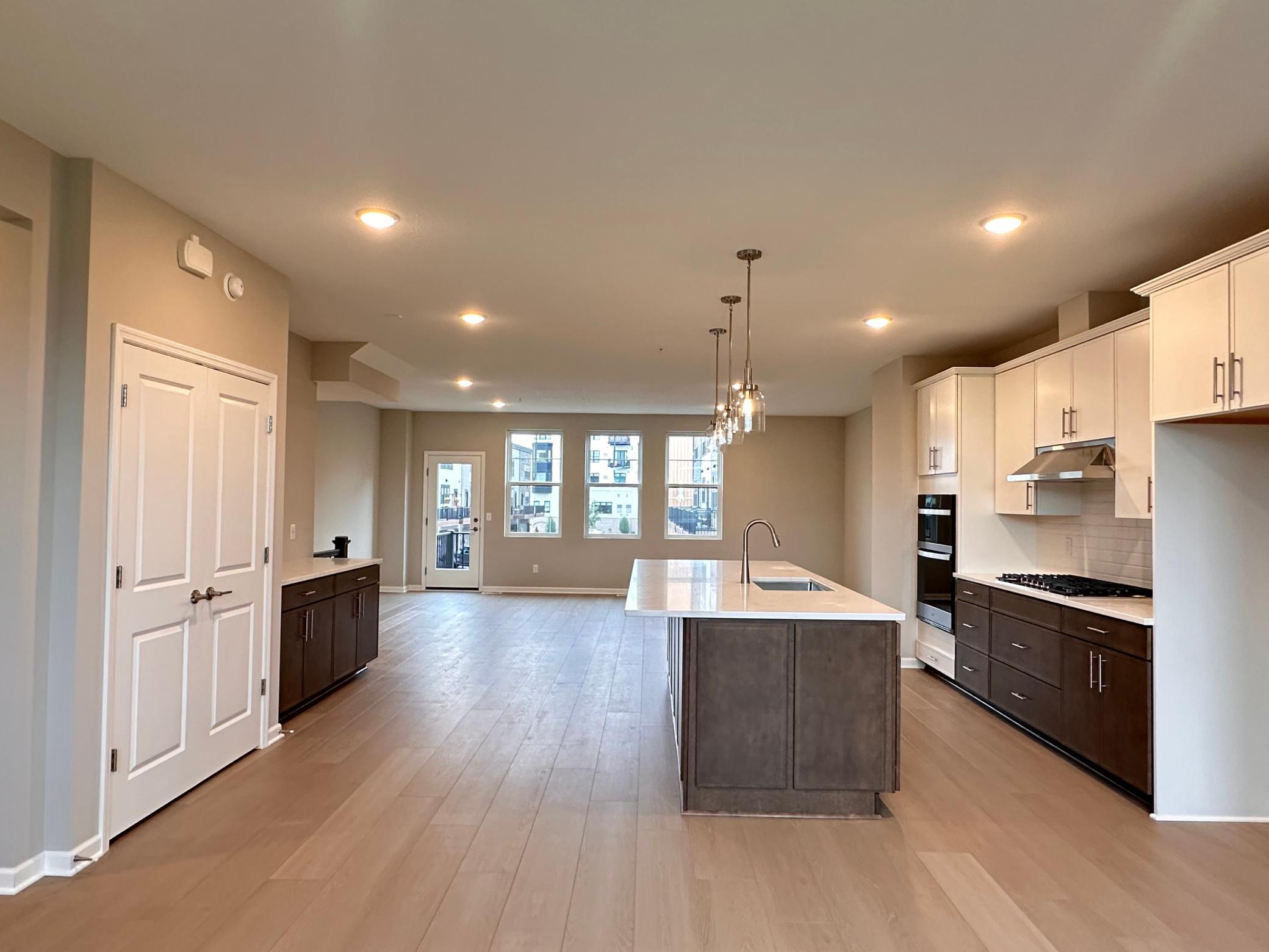 View of Residential at 2277 Beechwood Avenue, Saint Paul MN 55116, Saint Paul (16 of 43) - Mike Wilen | Minnesota Team Real Estate
