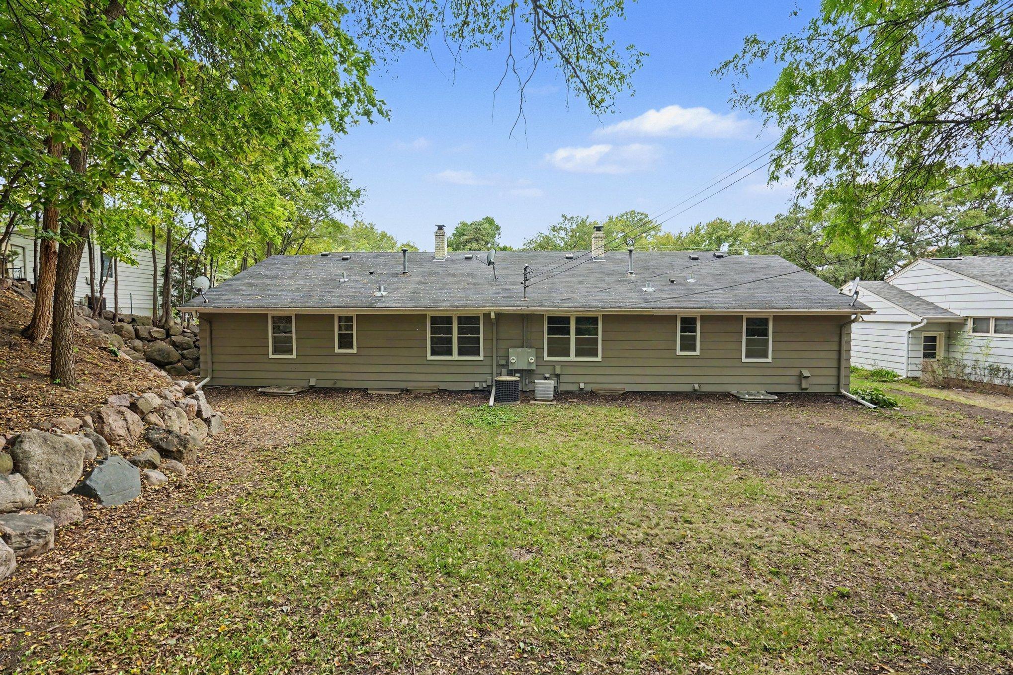 View of Residential Income at 6117 France Avenue, Edina MN 55410, Edina (30 of 32) - Mike Wilen | Minnesota Team Real Estate
