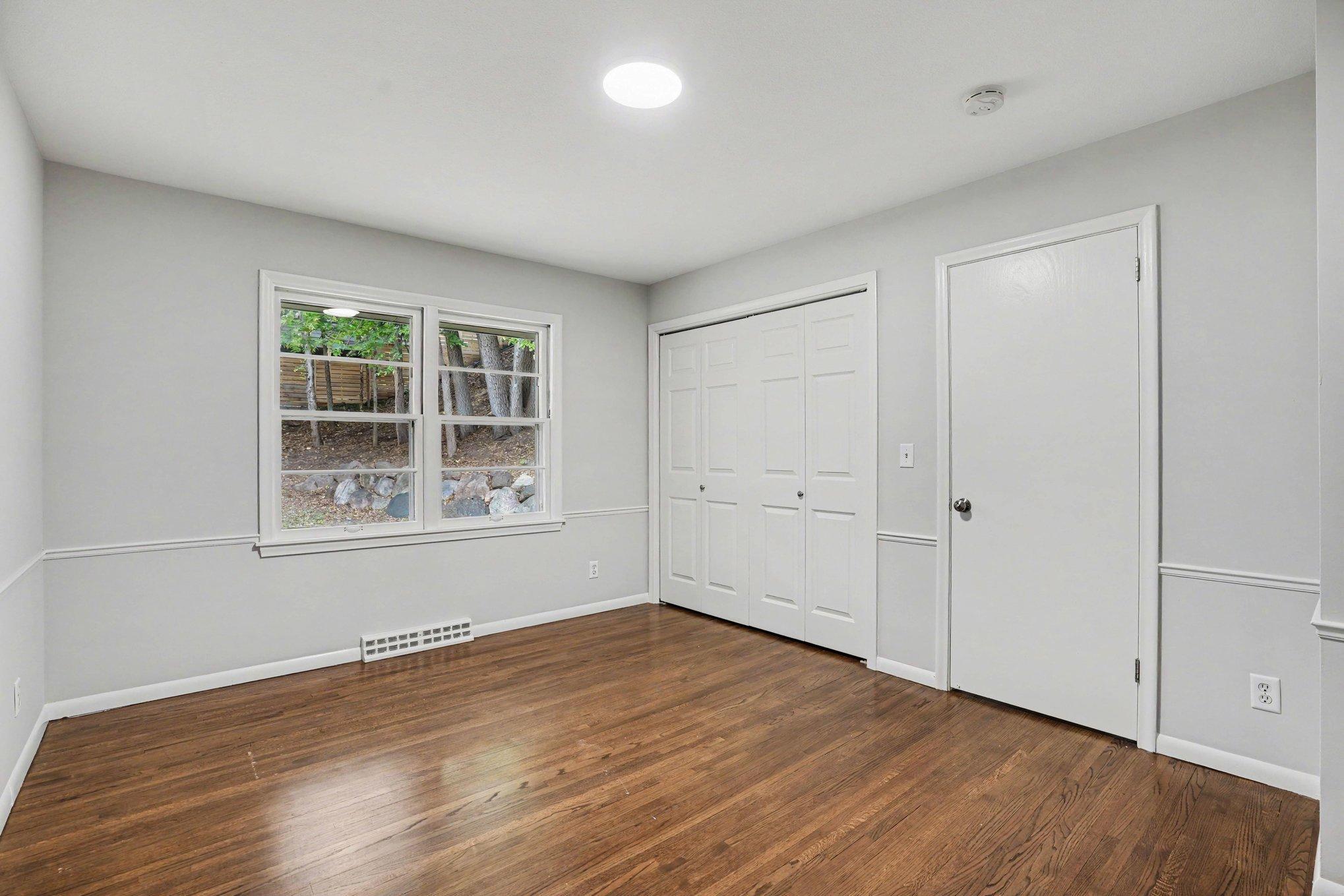 View of Residential Income at 6117 France Avenue, Edina MN 55410, Edina (22 of 32) - Mike Wilen | Minnesota Team Real Estate