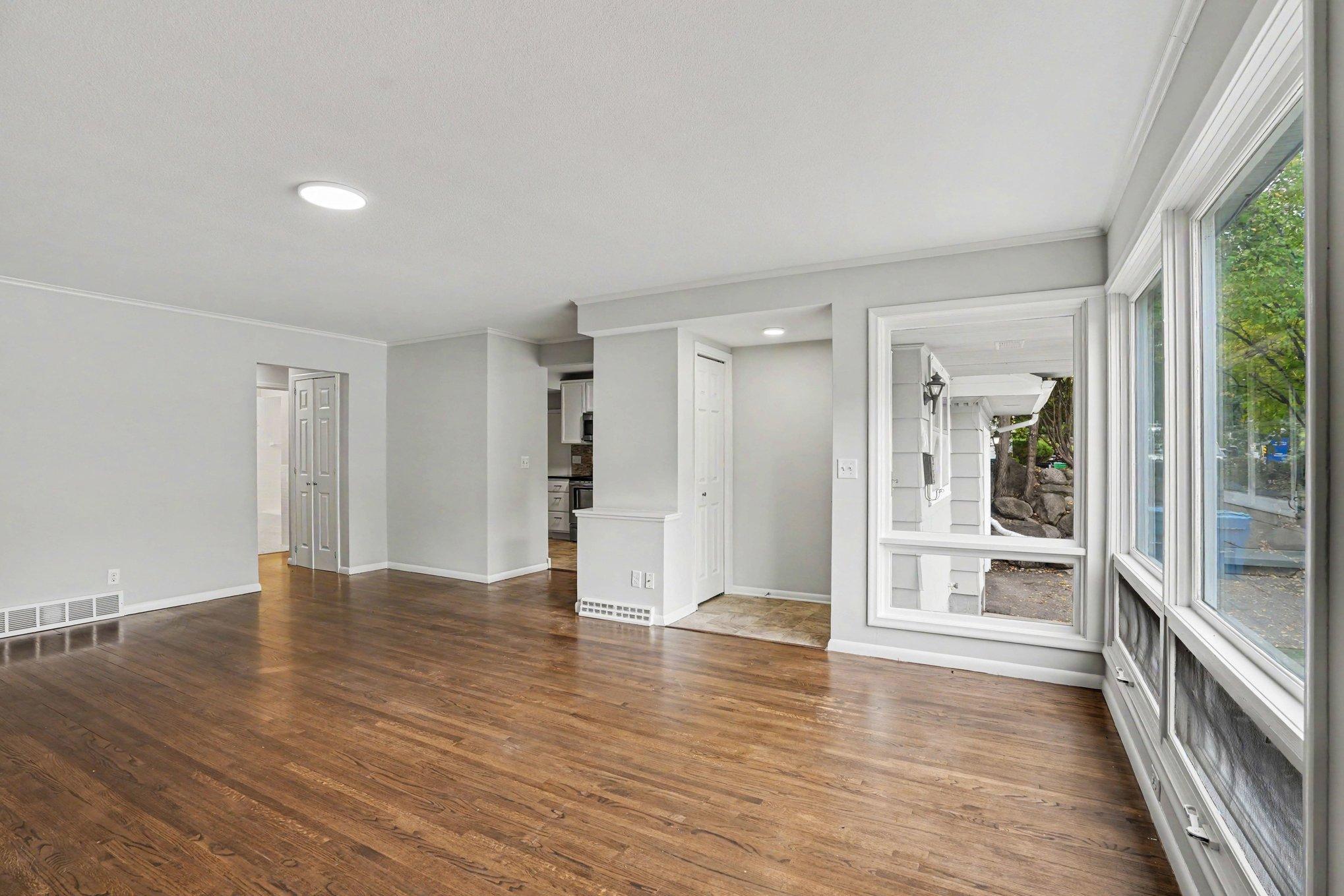 View of Residential Income at 6117 France Avenue, Edina MN 55410, Edina (12 of 32) - Mike Wilen | Minnesota Team Real Estate
