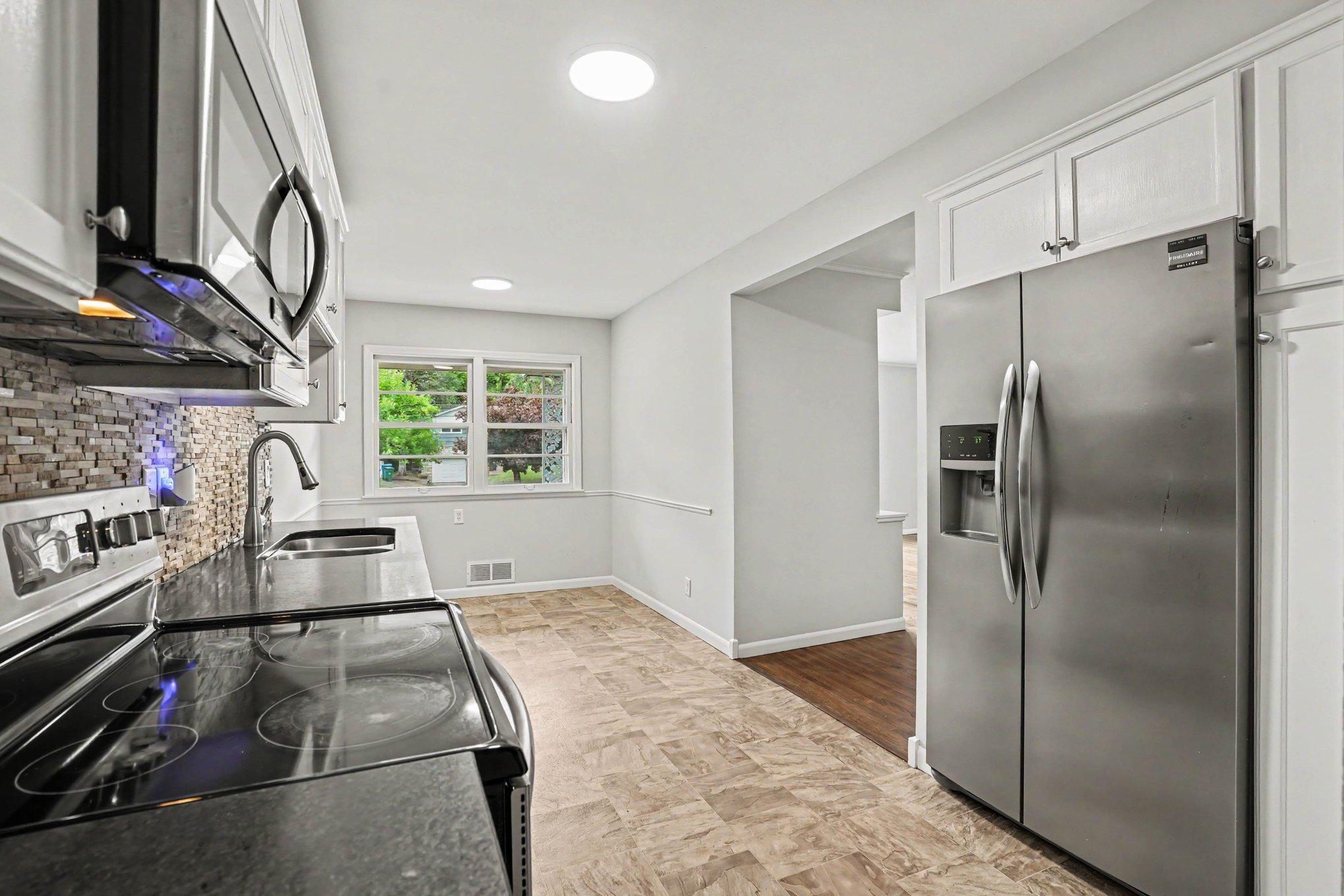 View of Residential Income at 6117 France Avenue, Edina MN 55410, Edina (5 of 32) - Mike Wilen | Minnesota Team Real Estate