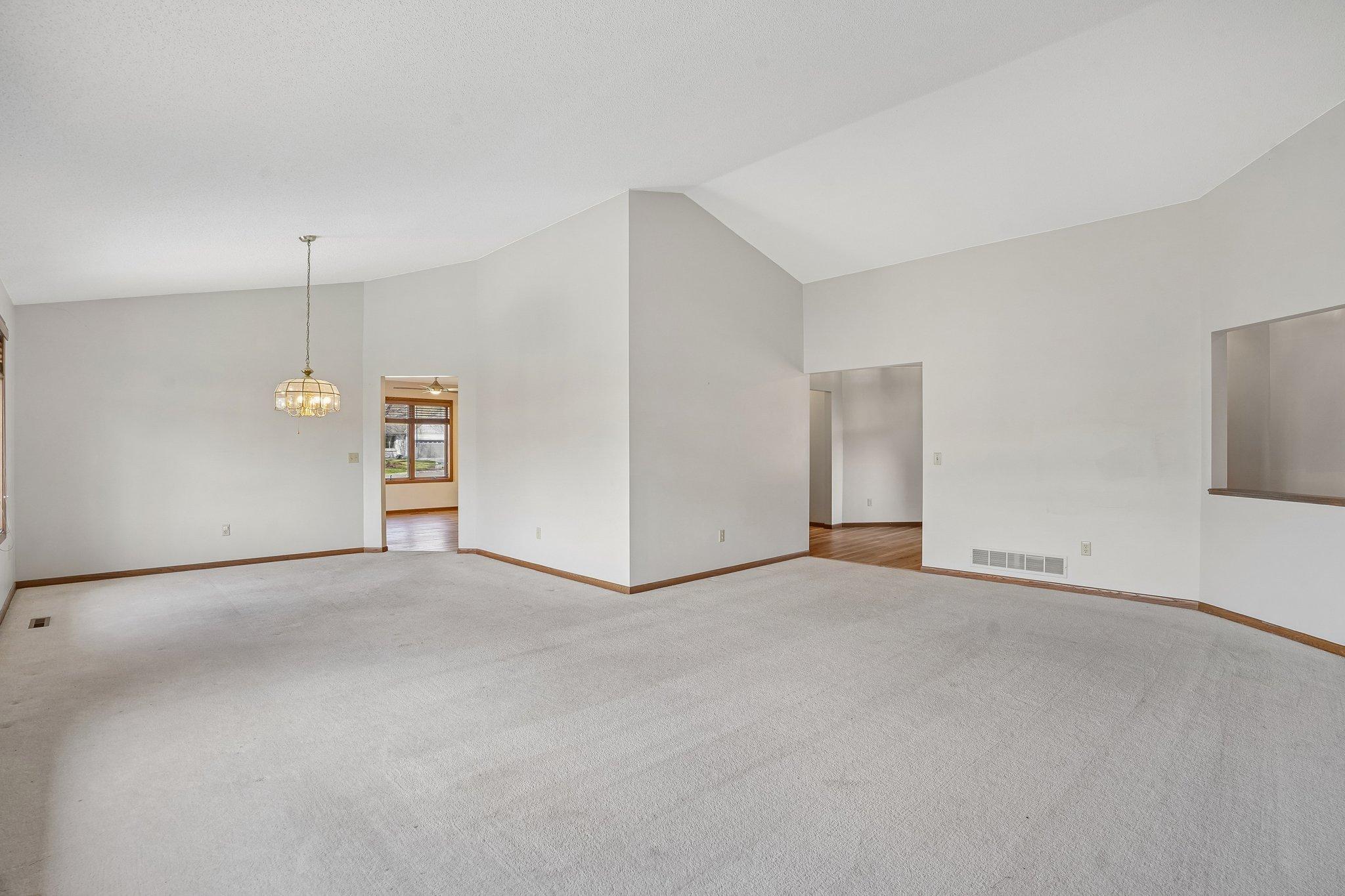 View of Residential at 8912 Vincent Place, Bloomington MN 55431, Bloomington (9 of 40) - Mike Wilen | Minnesota Team Real Estate