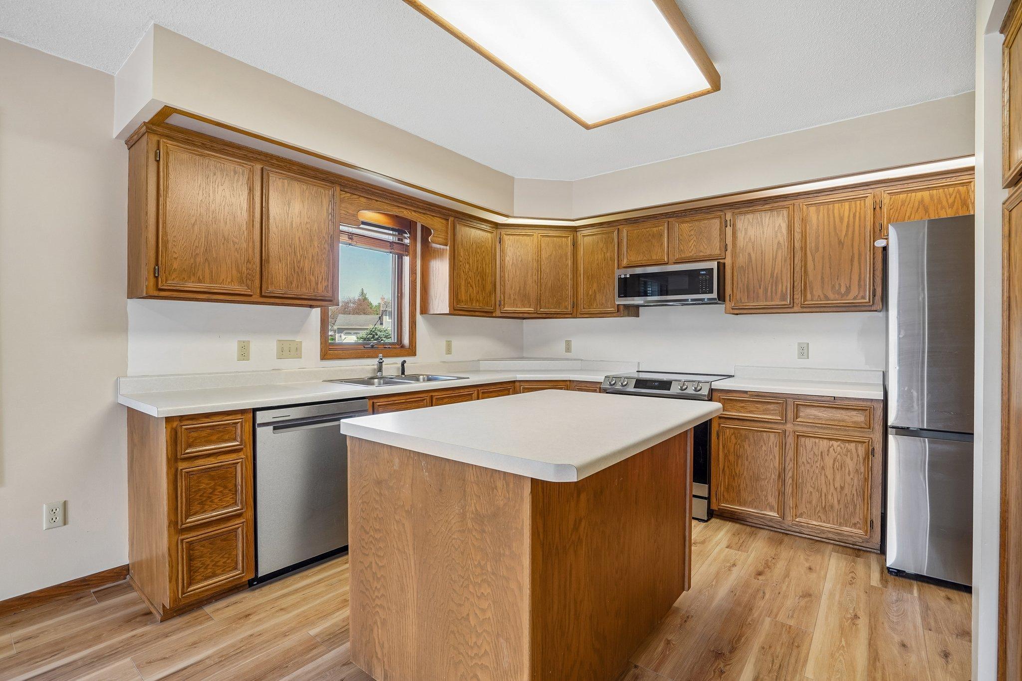 View of Residential at 8912 Vincent Place, Bloomington MN 55431, Bloomington (15 of 40) - Mike Wilen | Minnesota Team Real Estate