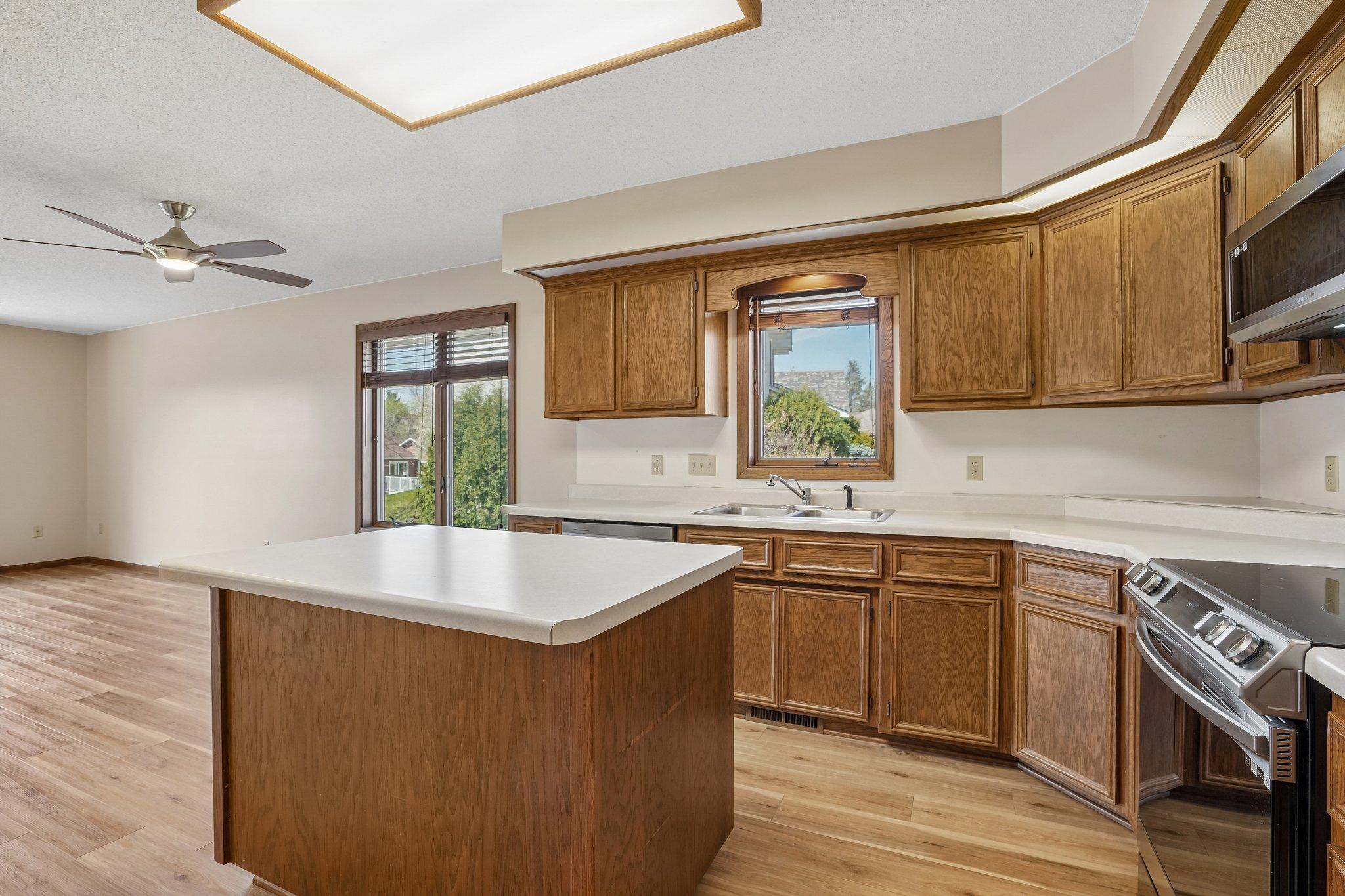 View of Residential at 8912 Vincent Place, Bloomington MN 55431, Bloomington (16 of 40) - Mike Wilen | Minnesota Team Real Estate