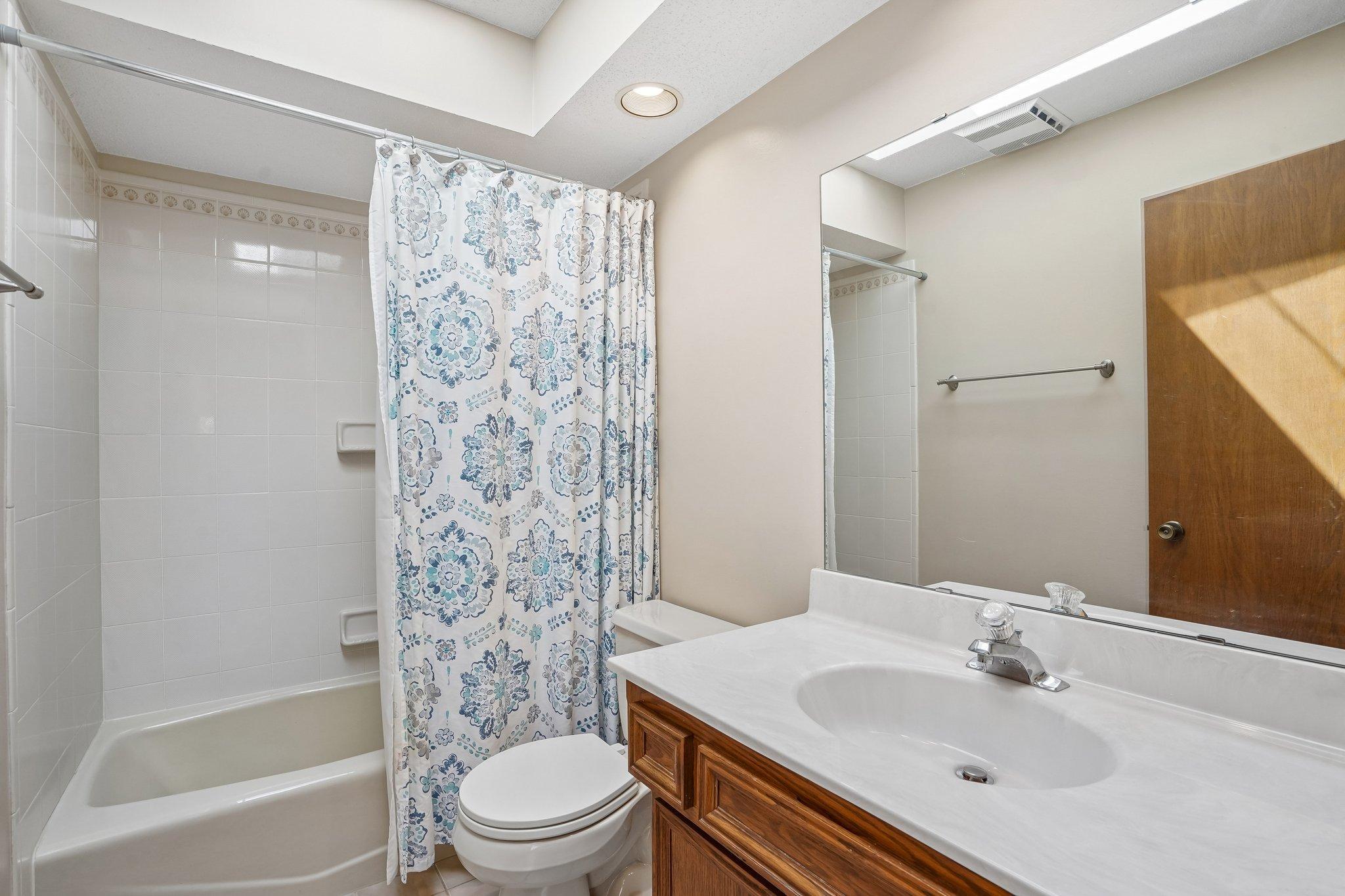 View of Residential at 8912 Vincent Place, Bloomington MN 55431, Bloomington (23 of 40) - Mike Wilen | Minnesota Team Real Estate