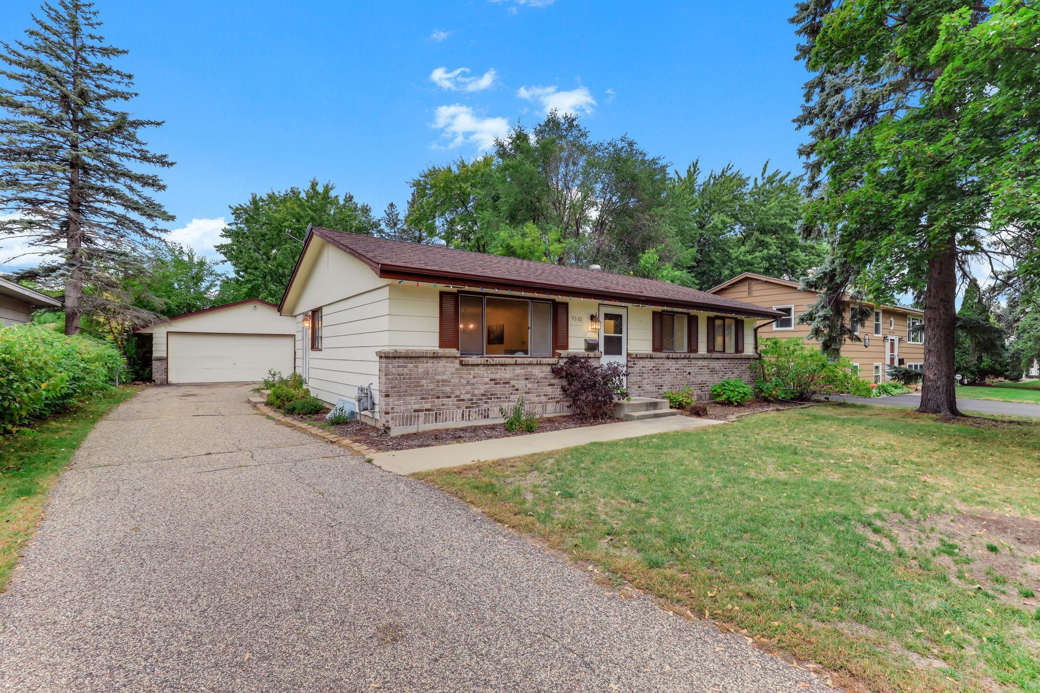 View of Residential at 9330 Park Avenue, Bloomington MN 55420, Bloomington (2 of 34) - Mike Wilen | Minnesota Team Real Estate