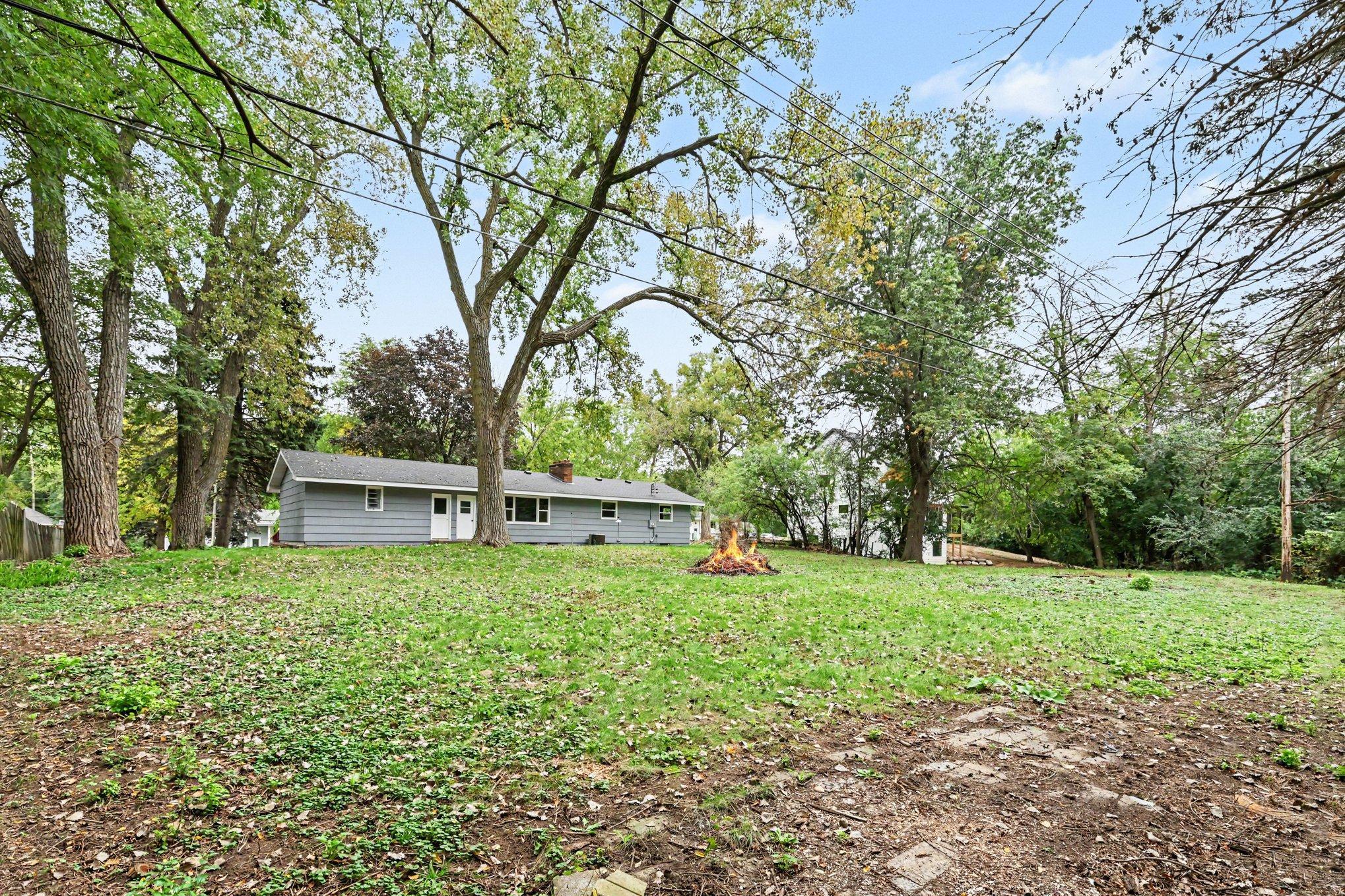 View of Residential at 4040 Merriam Road, Minnetonka MN 55305, Minnetonka (23 of 27) - Mike Wilen | Minnesota Team Real Estate