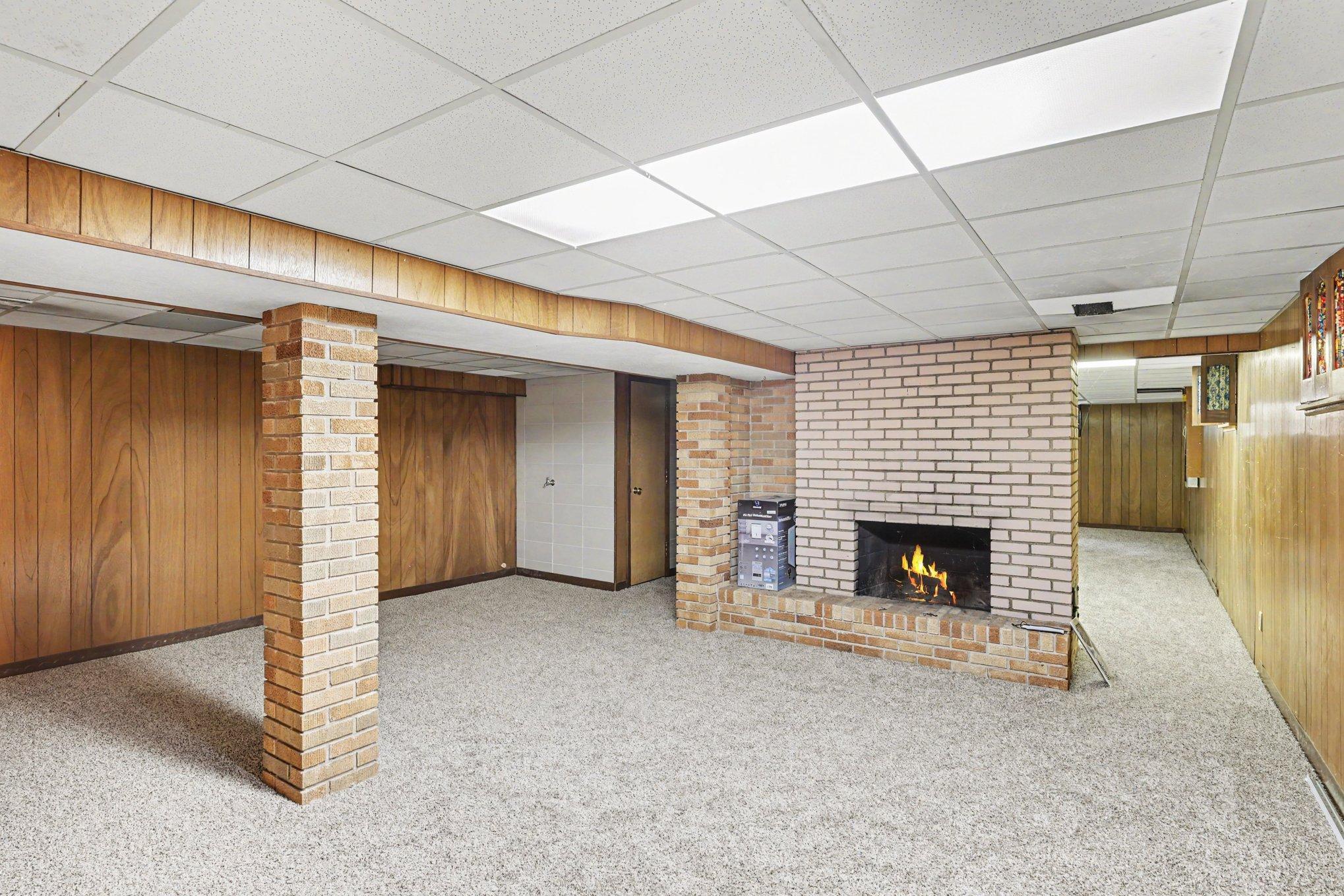 View of Residential at 4040 Merriam Road, Minnetonka MN 55305, Minnetonka (18 of 27) - Mike Wilen | Minnesota Team Real Estate