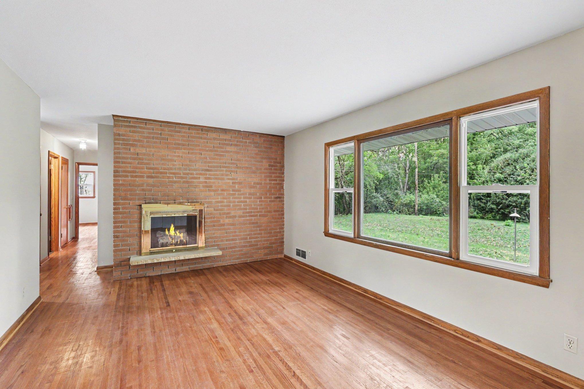 View of Residential at 4040 Merriam Road, Minnetonka MN 55305, Minnetonka (6 of 27) - Mike Wilen | Minnesota Team Real Estate