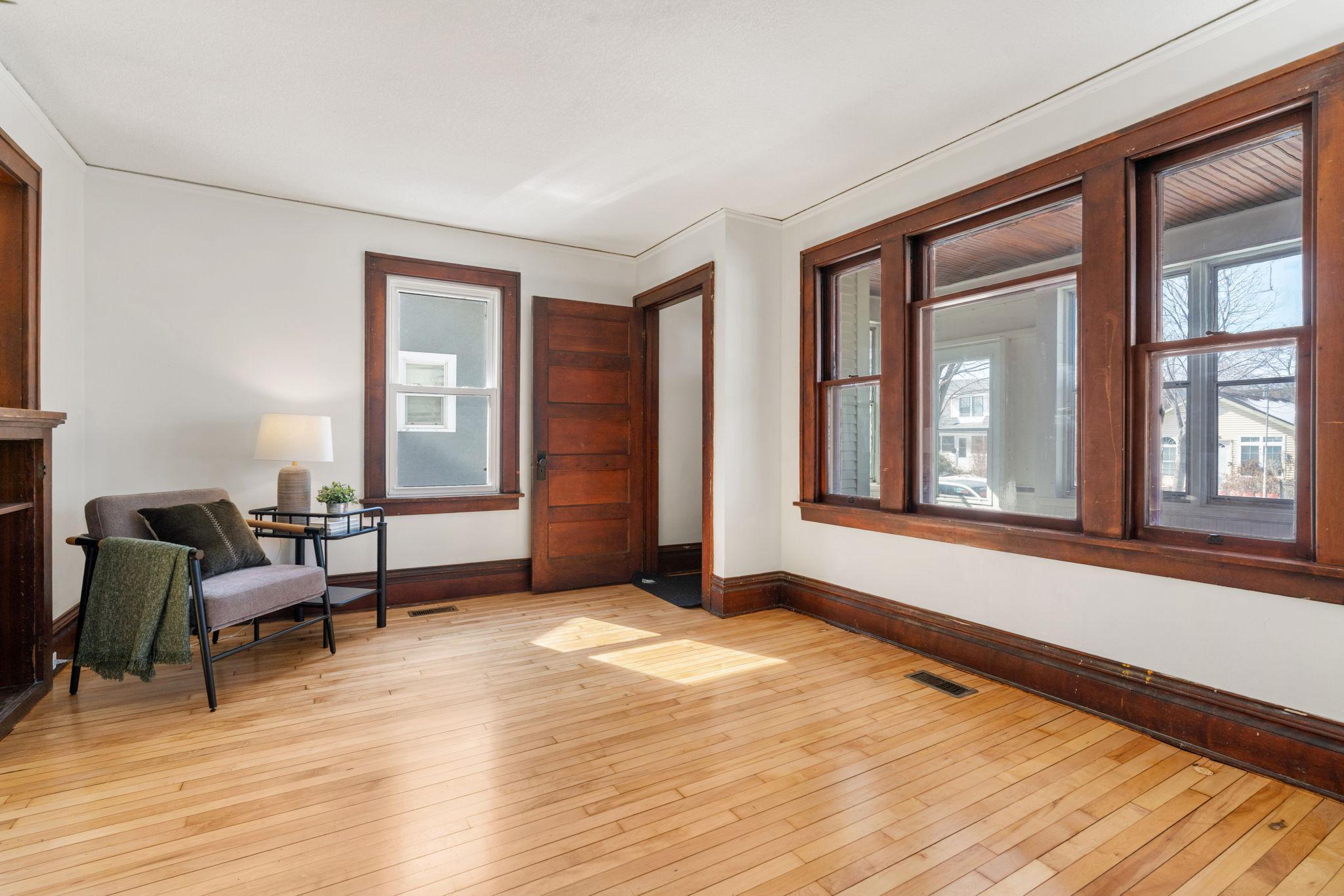 View of Residential at 3850 Colfax Avenue, Minneapolis MN 55412, Minneapolis (8 of 36) - Mike Wilen | Minnesota Team Real Estate