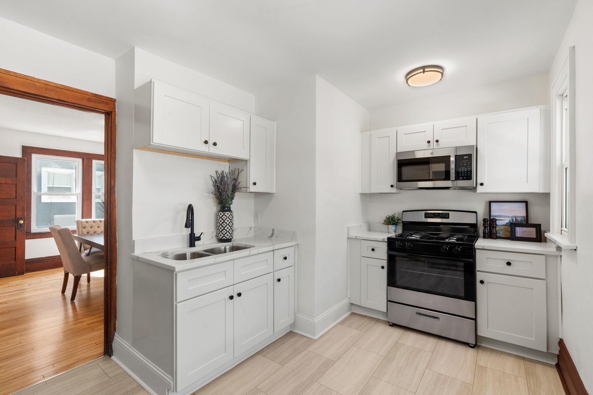 View of Residential at 3850 Colfax Avenue, Minneapolis MN 55412, Minneapolis (16 of 36) - Mike Wilen | Minnesota Team Real Estate
