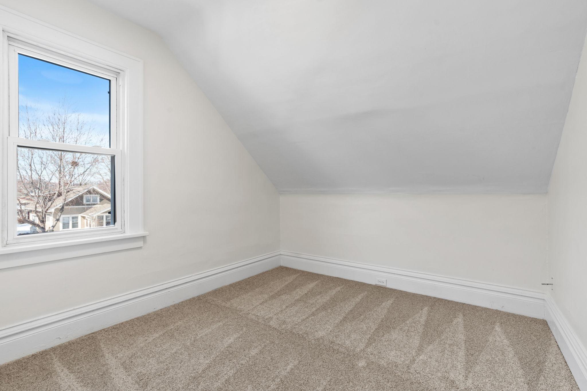 View of Residential at 3850 Colfax Avenue, Minneapolis MN 55412, Minneapolis (28 of 36) - Mike Wilen | Minnesota Team Real Estate