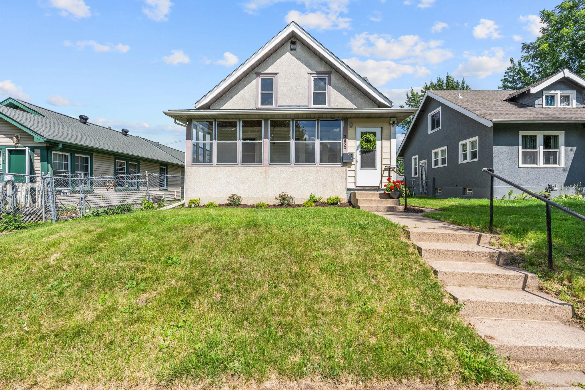 View of Residential at 3850 Colfax Avenue, Minneapolis MN 55412, Minneapolis (34 of 36) - Mike Wilen | Minnesota Team Real Estate