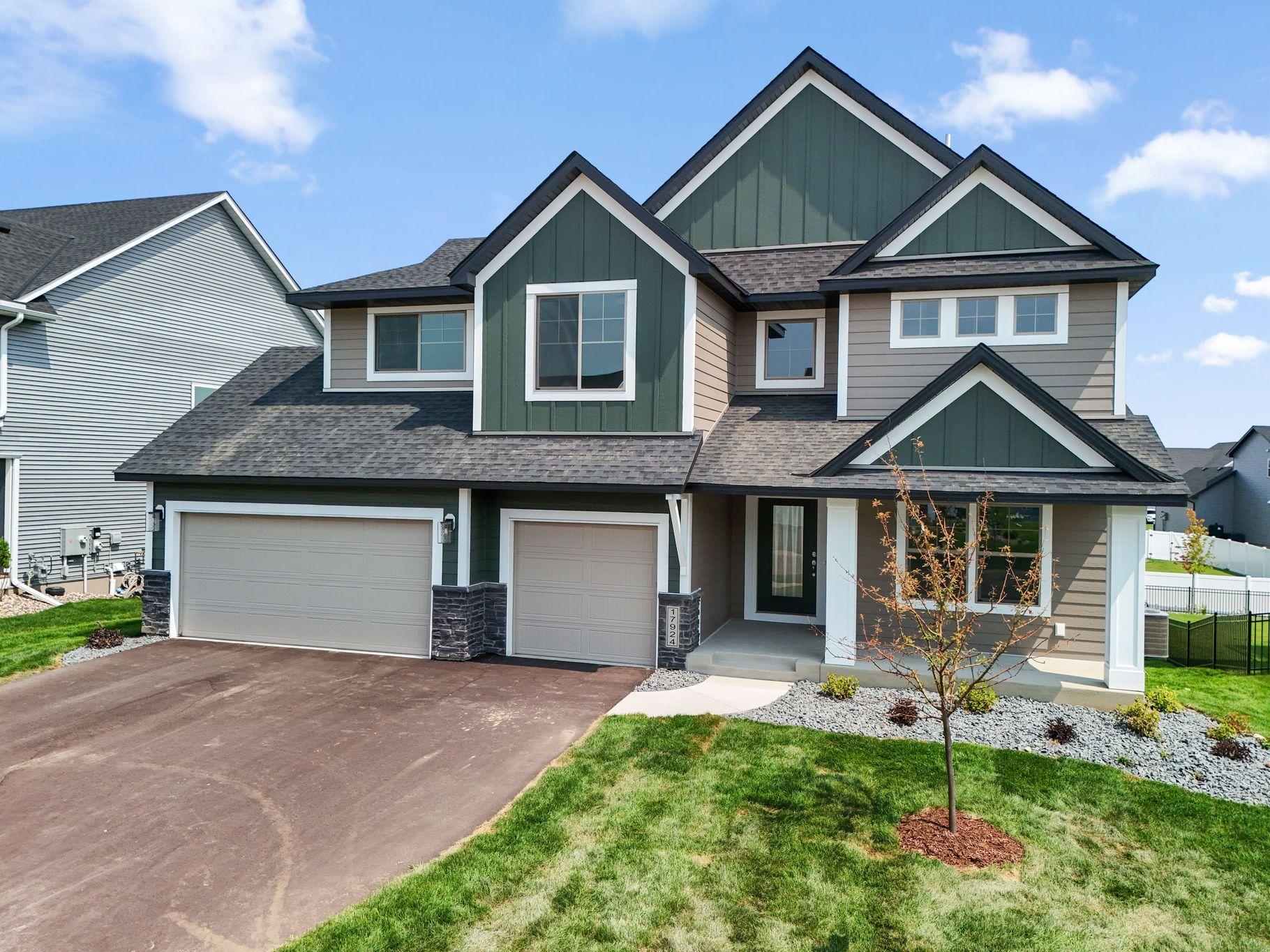 View of Residential at 17924 Headwaters Drive, Lakeville MN 55044, Lakeville (6 of 45) - Mike Wilen | Minnesota Team Real Estate