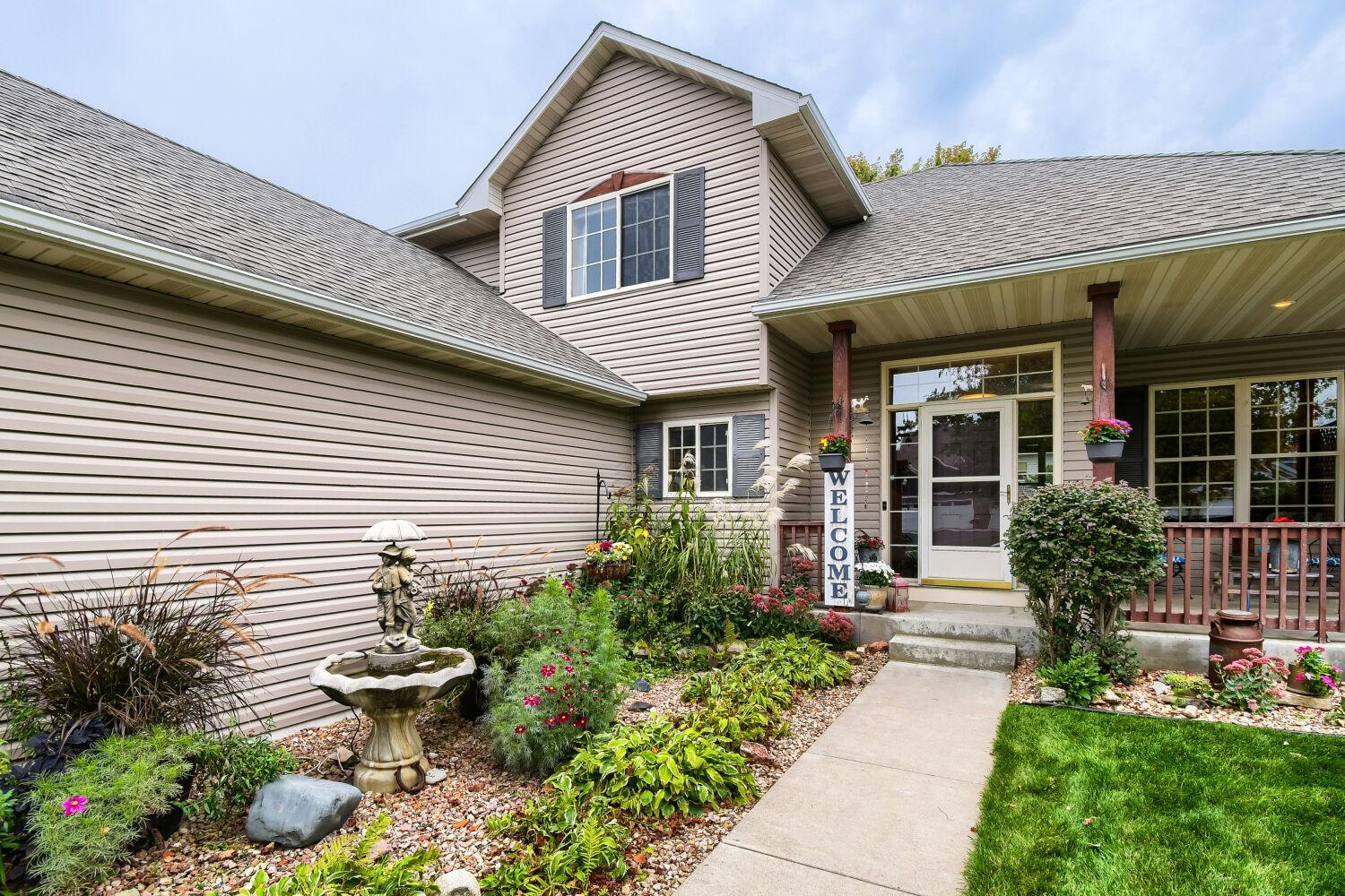 View of Single Family at 752 Melville Circle, Hastings - Mike Wilen | Minnesota Team Real Estate