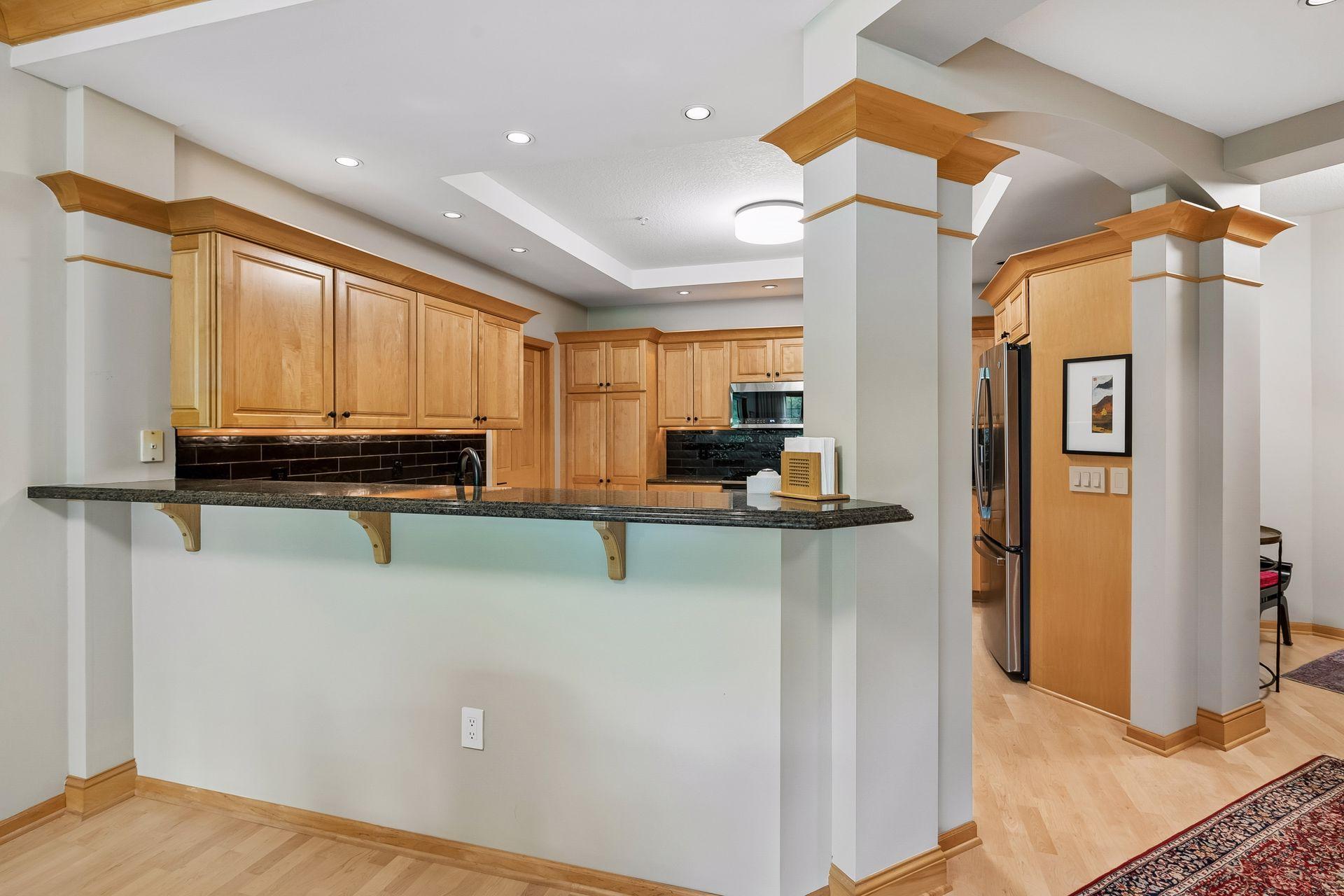 View of Residential at 11460 Fairfield Road #103, Minnetonka MN 55305, Minnetonka (9 of 27) - Mike Wilen | Minnesota Team Real Estate