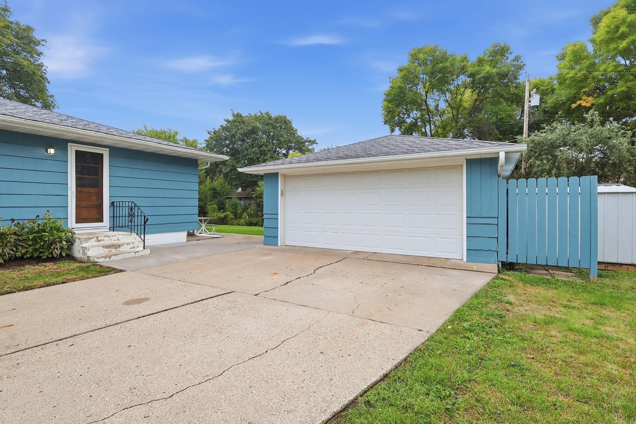 View of Residential at 2029 Opal Place, Eagan MN 55122, Eagan (37 of 47) - Mike Wilen | Minnesota Team Real Estate