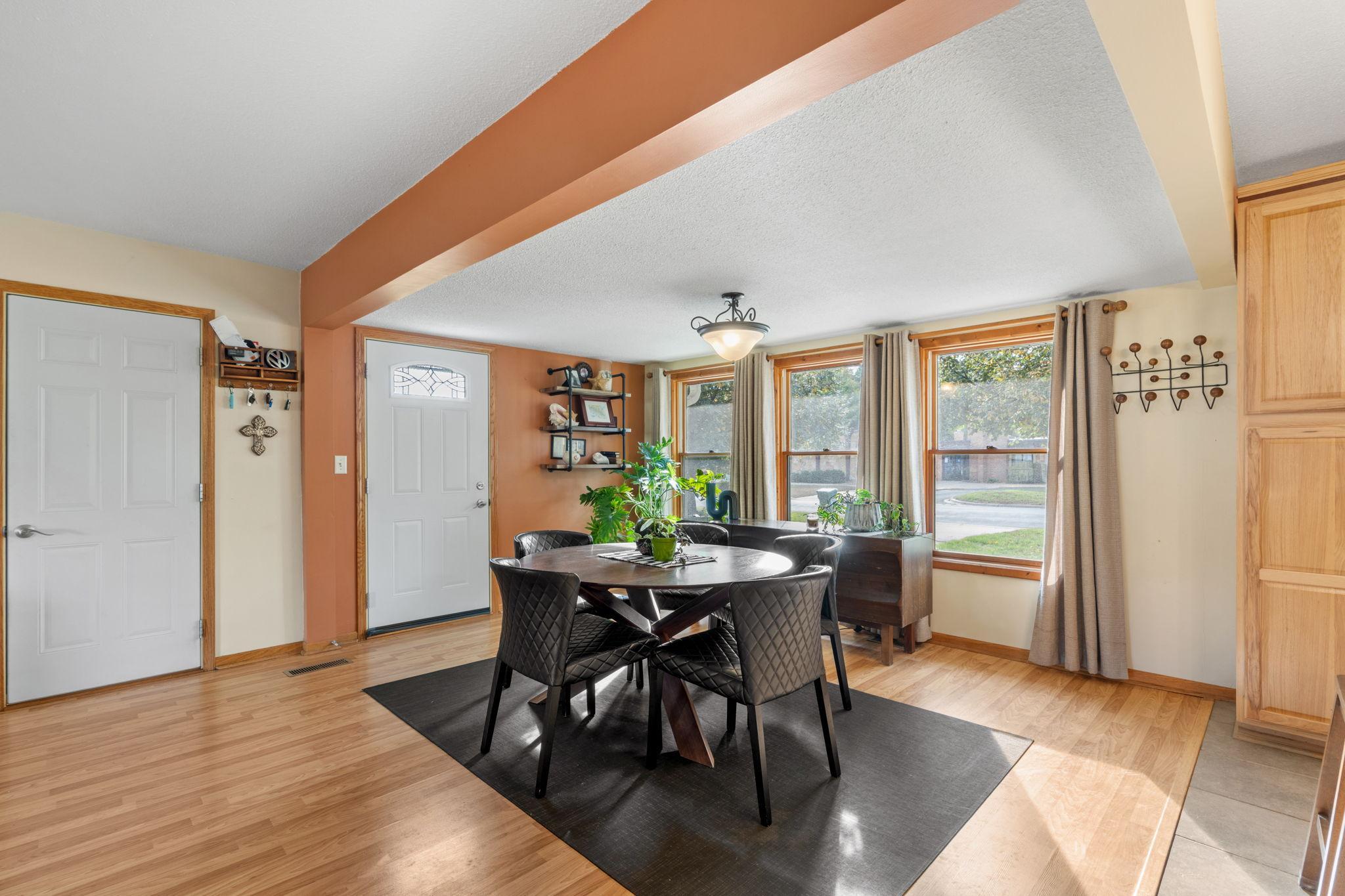 View of Residential at 9101 Russell Avenue, Bloomington MN 55431, Bloomington (16 of 39) - Mike Wilen | Minnesota Team Real Estate
